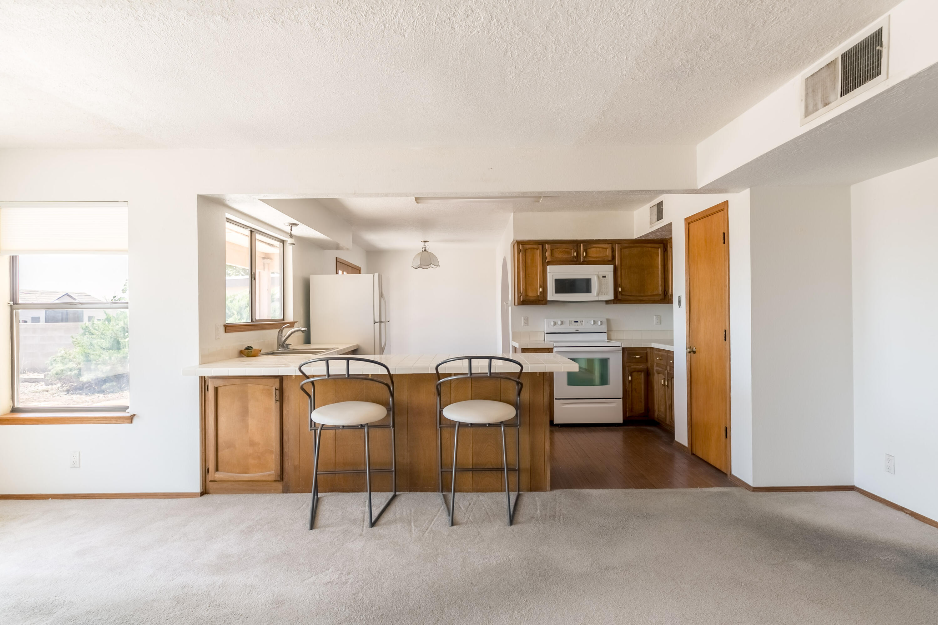 3108 Vista Del Sur Street NW