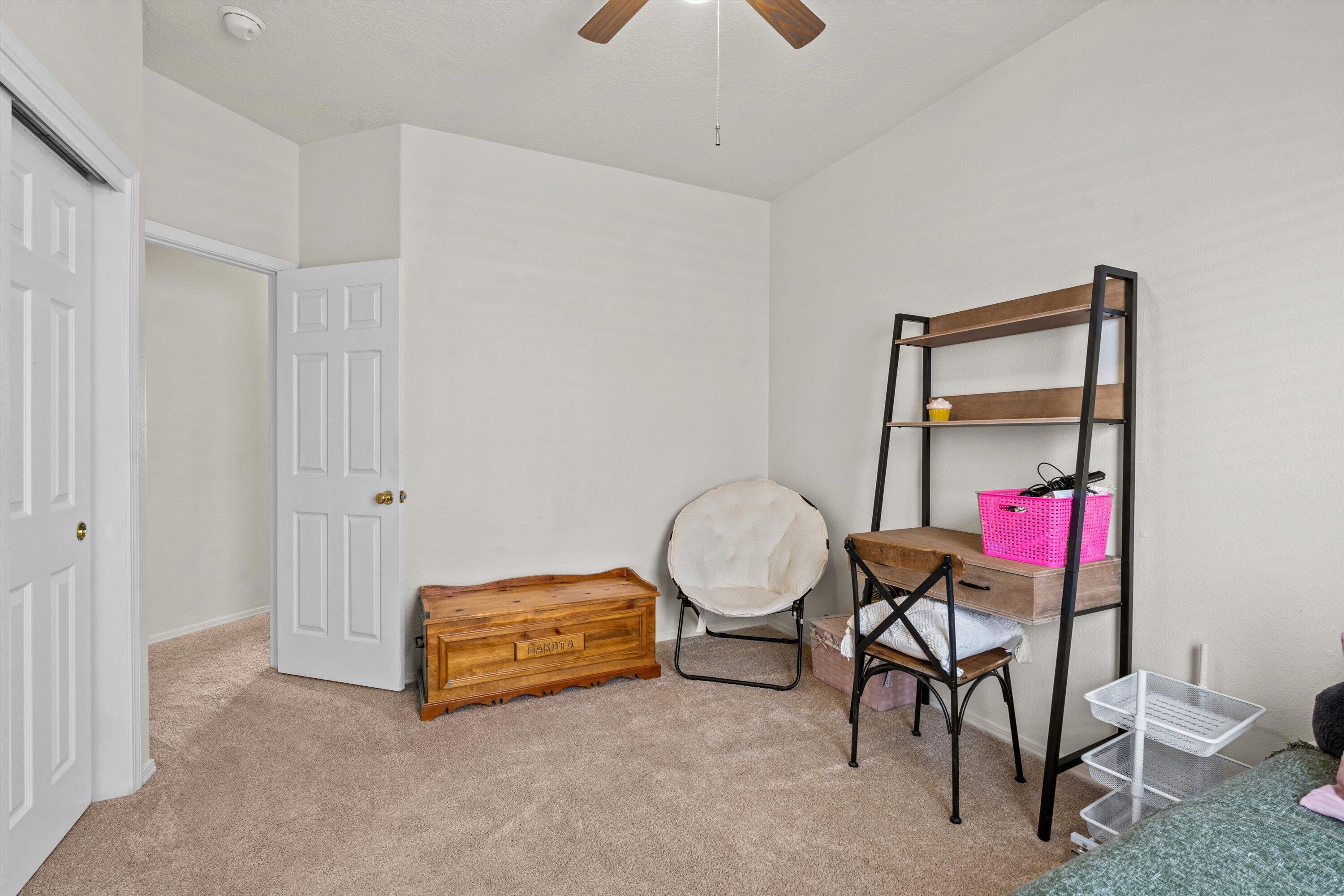 1844 Shadow Leader Place SE
