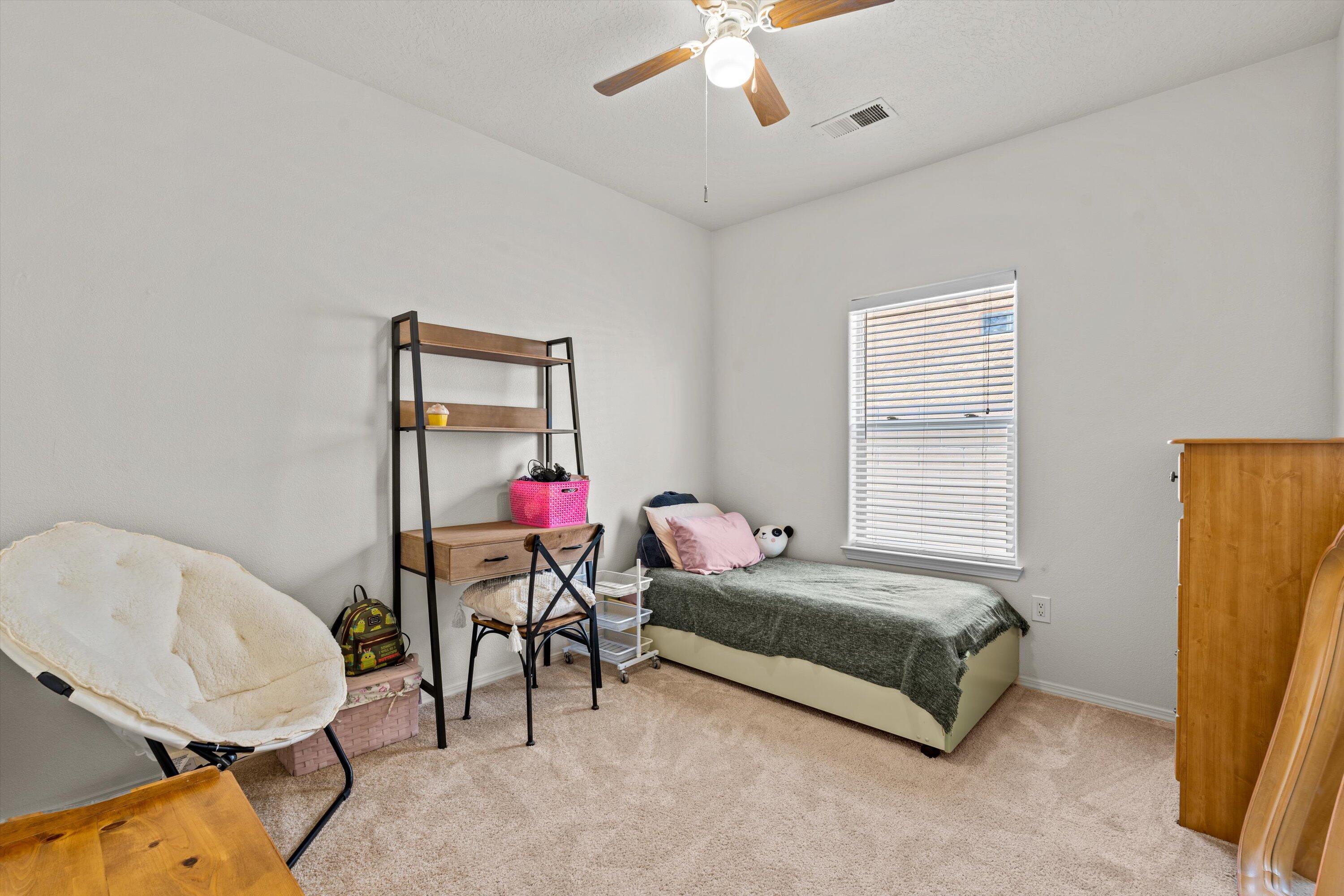1844 Shadow Leader Place SE