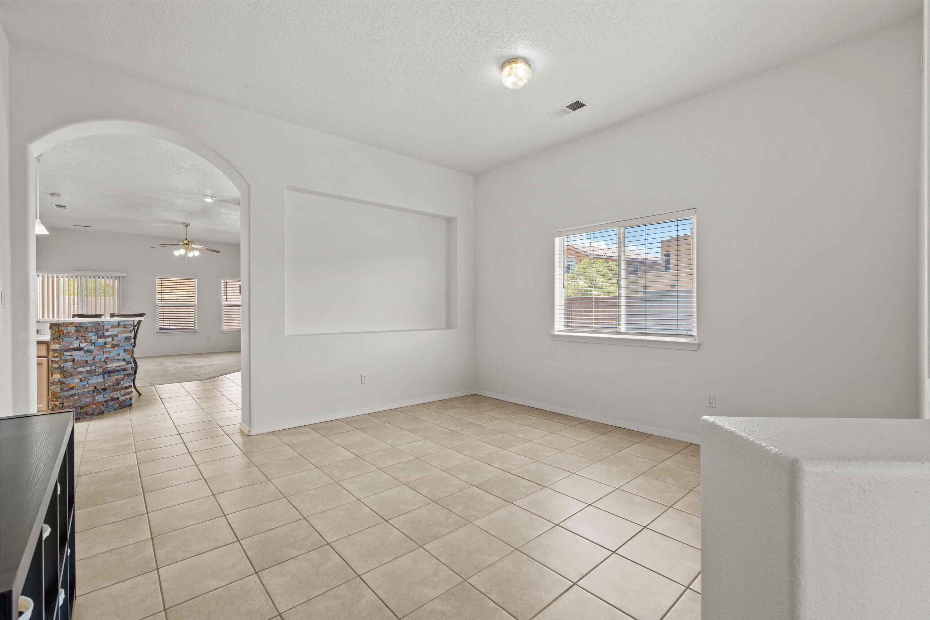 1844 Shadow Leader Place SE