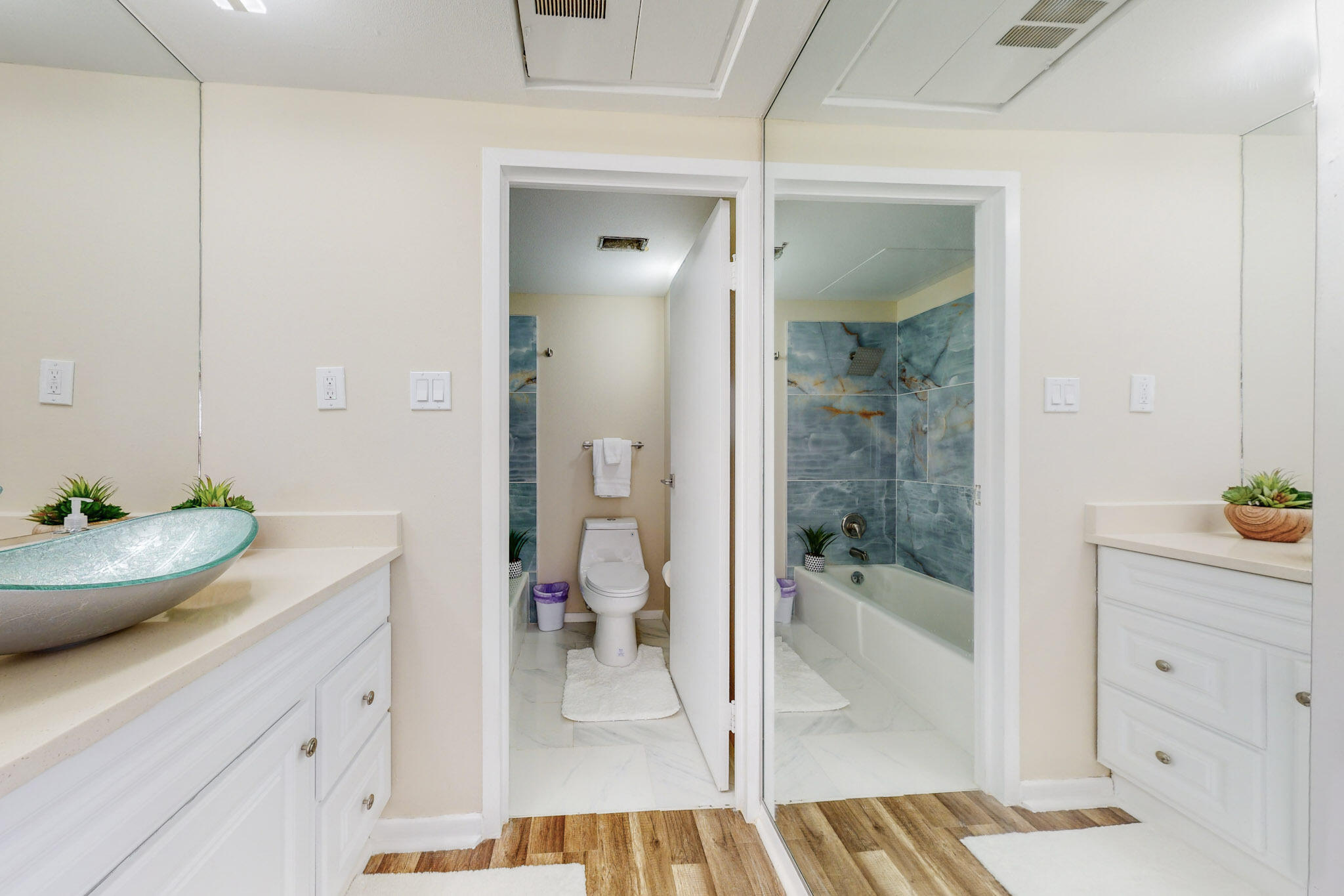 1331 Park Avenue SW 1211