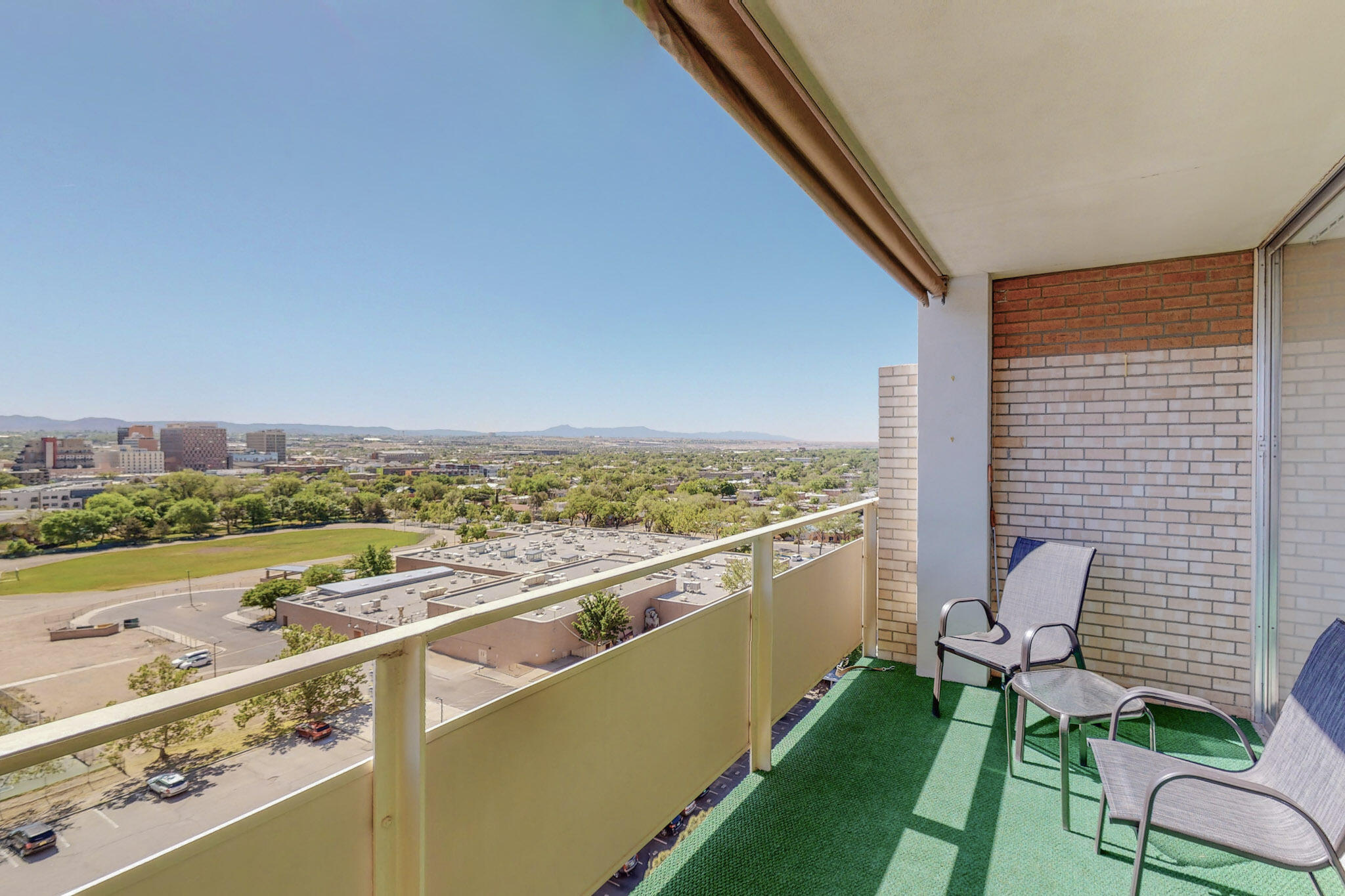 1331 Park Avenue SW 1211