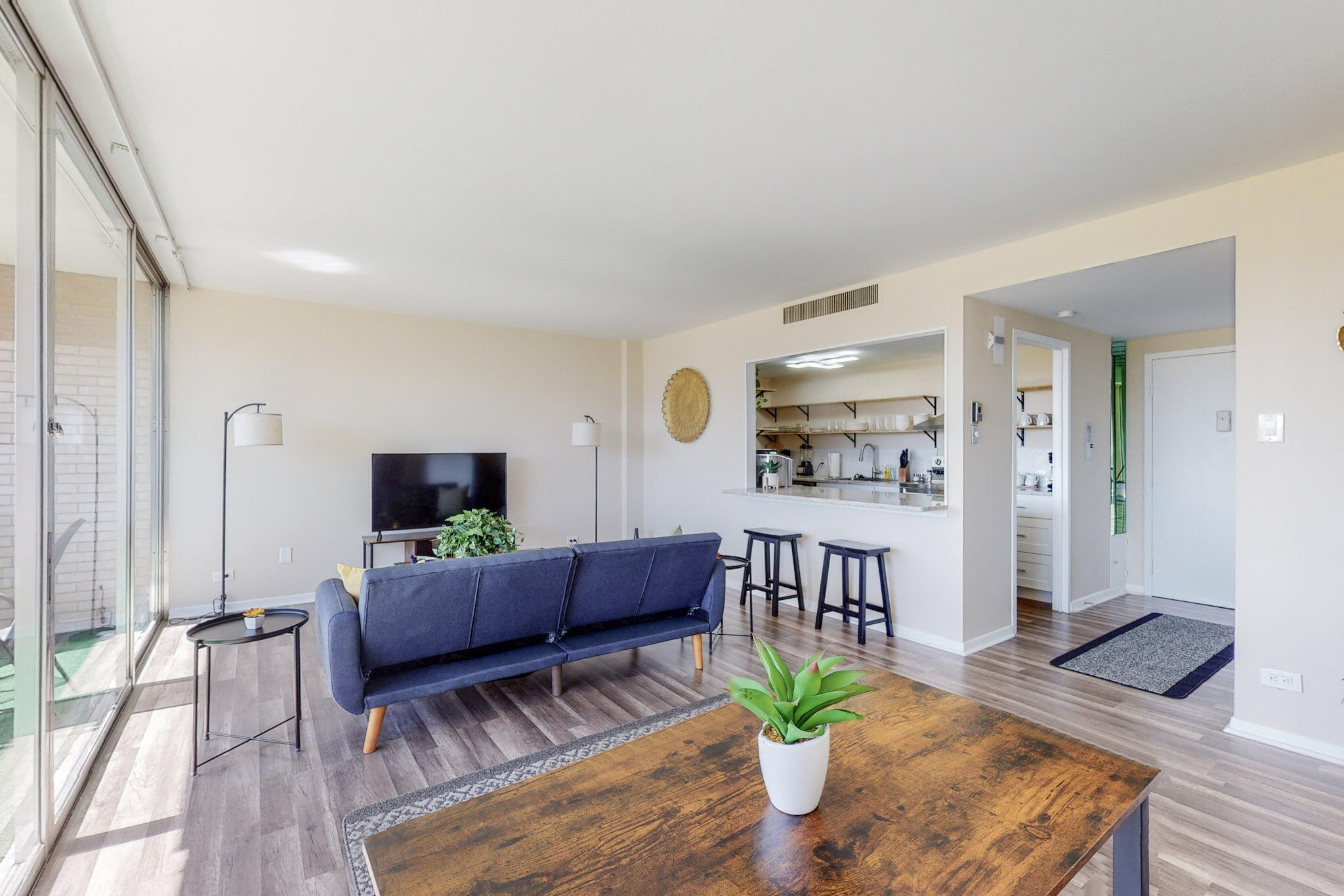 1331 Park Avenue SW 1211