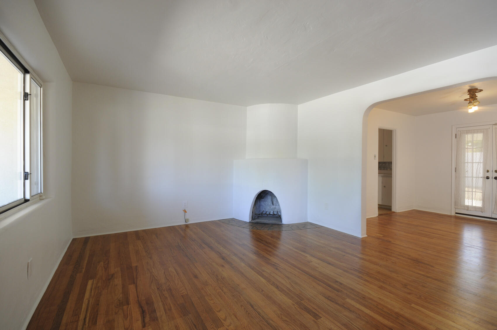 222 Sierra Place NE