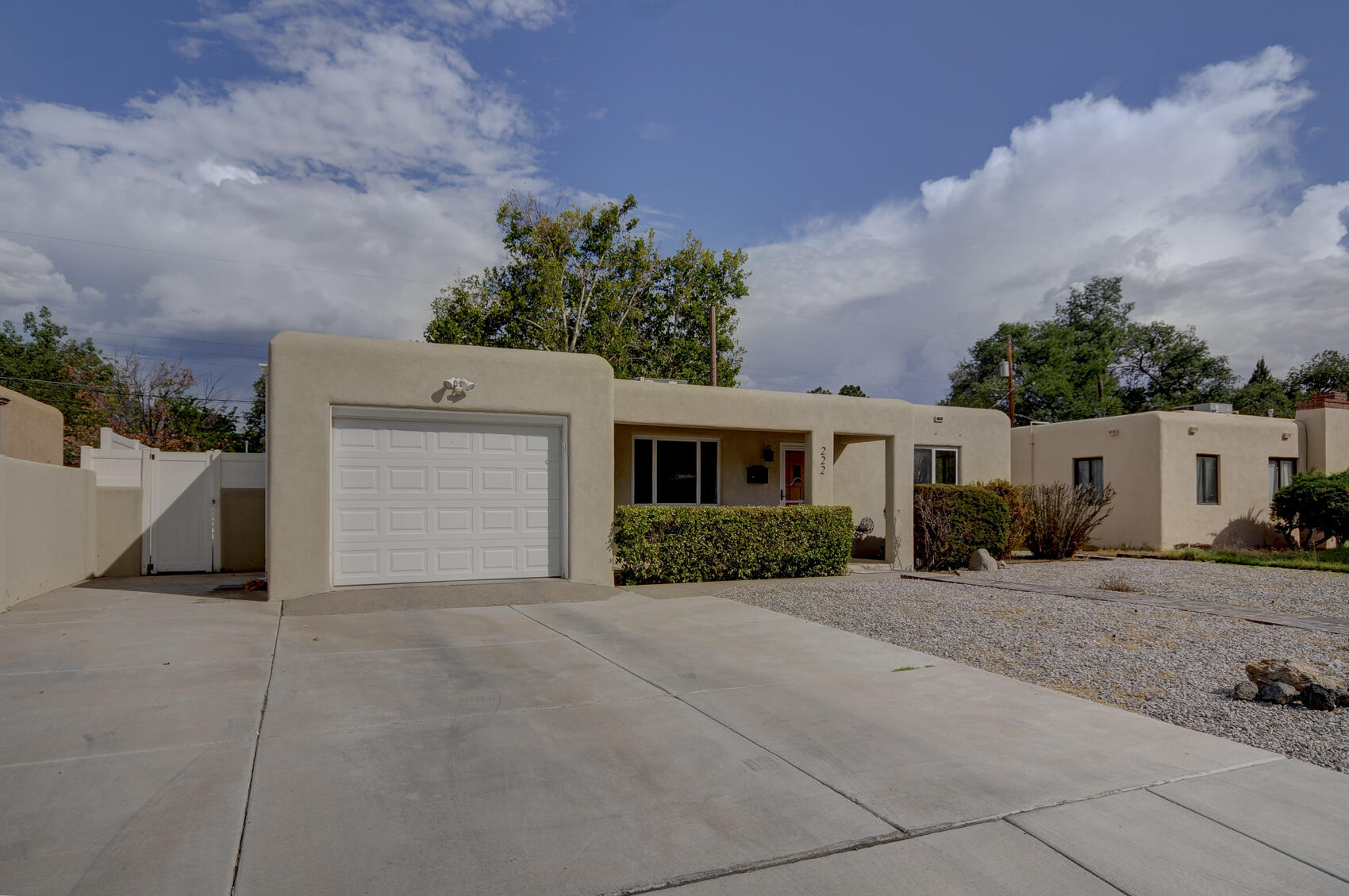 222 Sierra Place NE