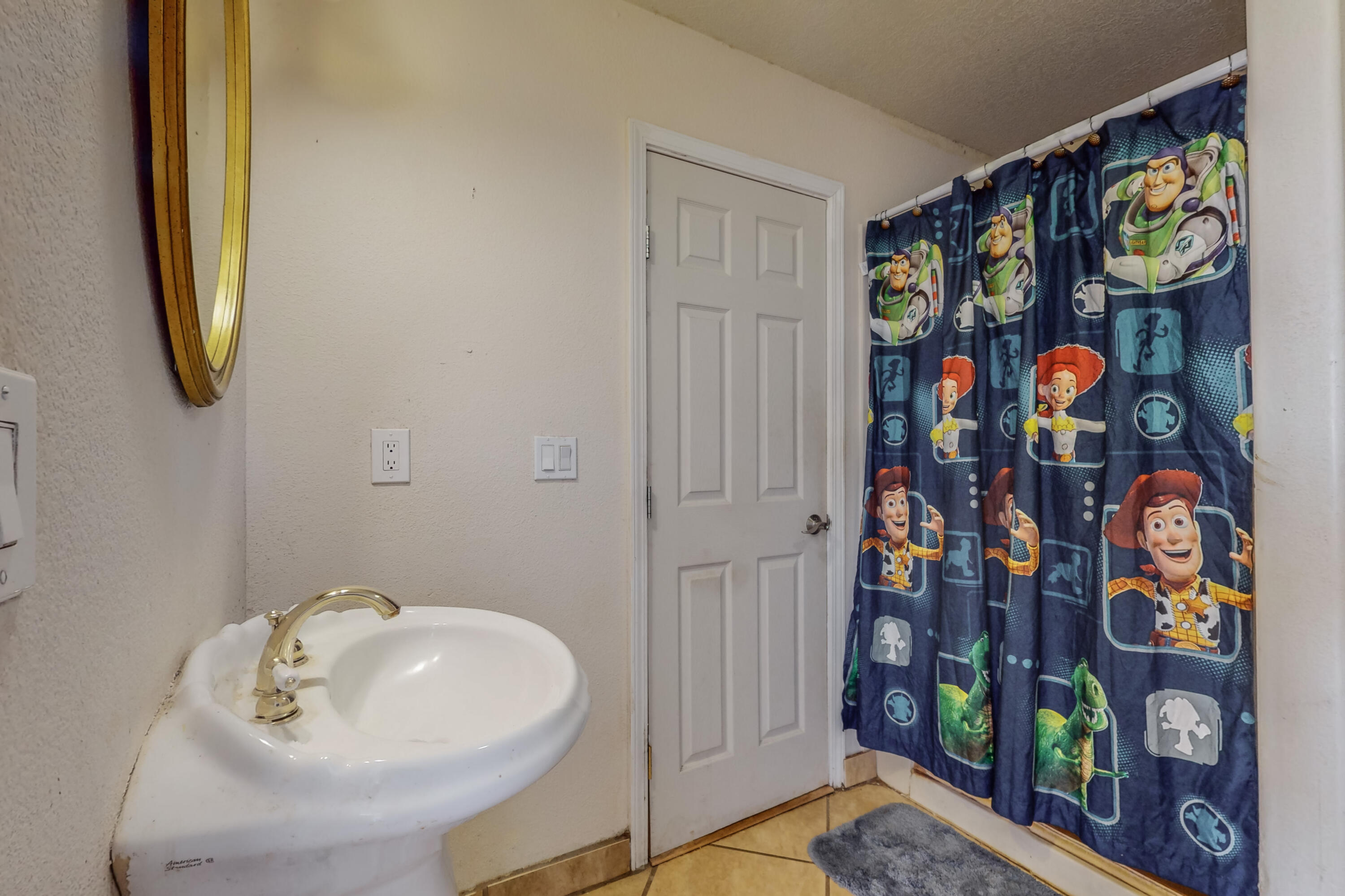 11101 Carmel Avenue NE