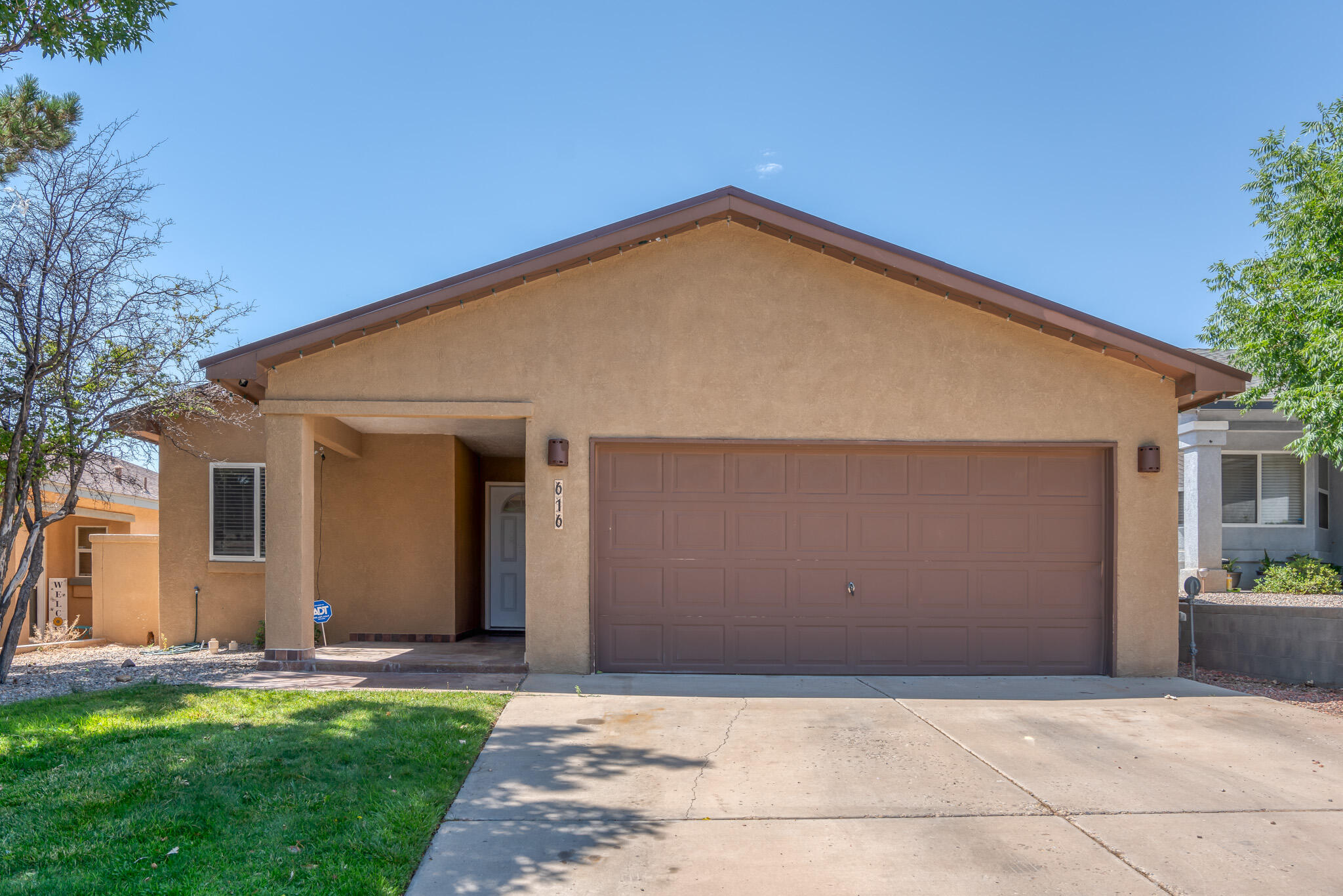 616 Sedona Meadows Drive NE