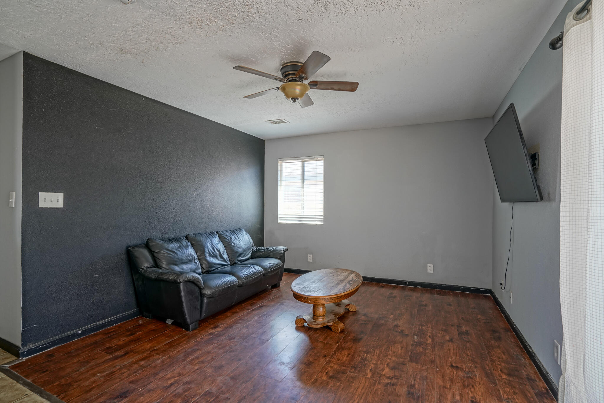 616 Sedona Meadows Drive NE