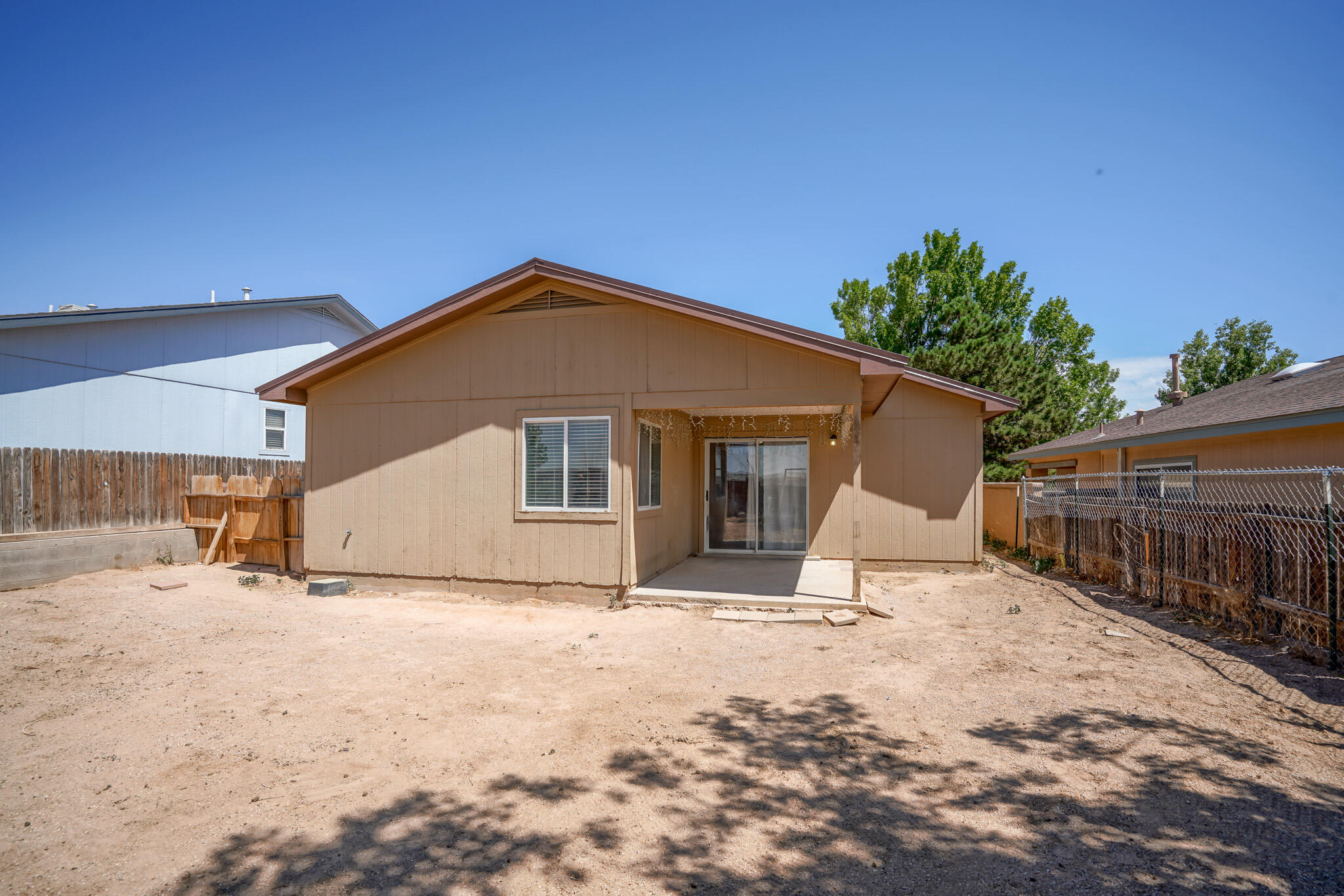 616 Sedona Meadows Drive NE