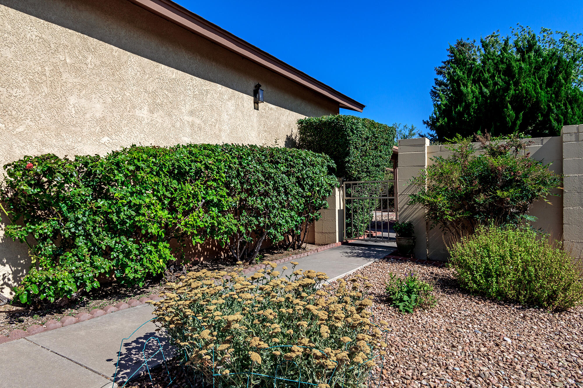 10525 Griffith Park Drive NE