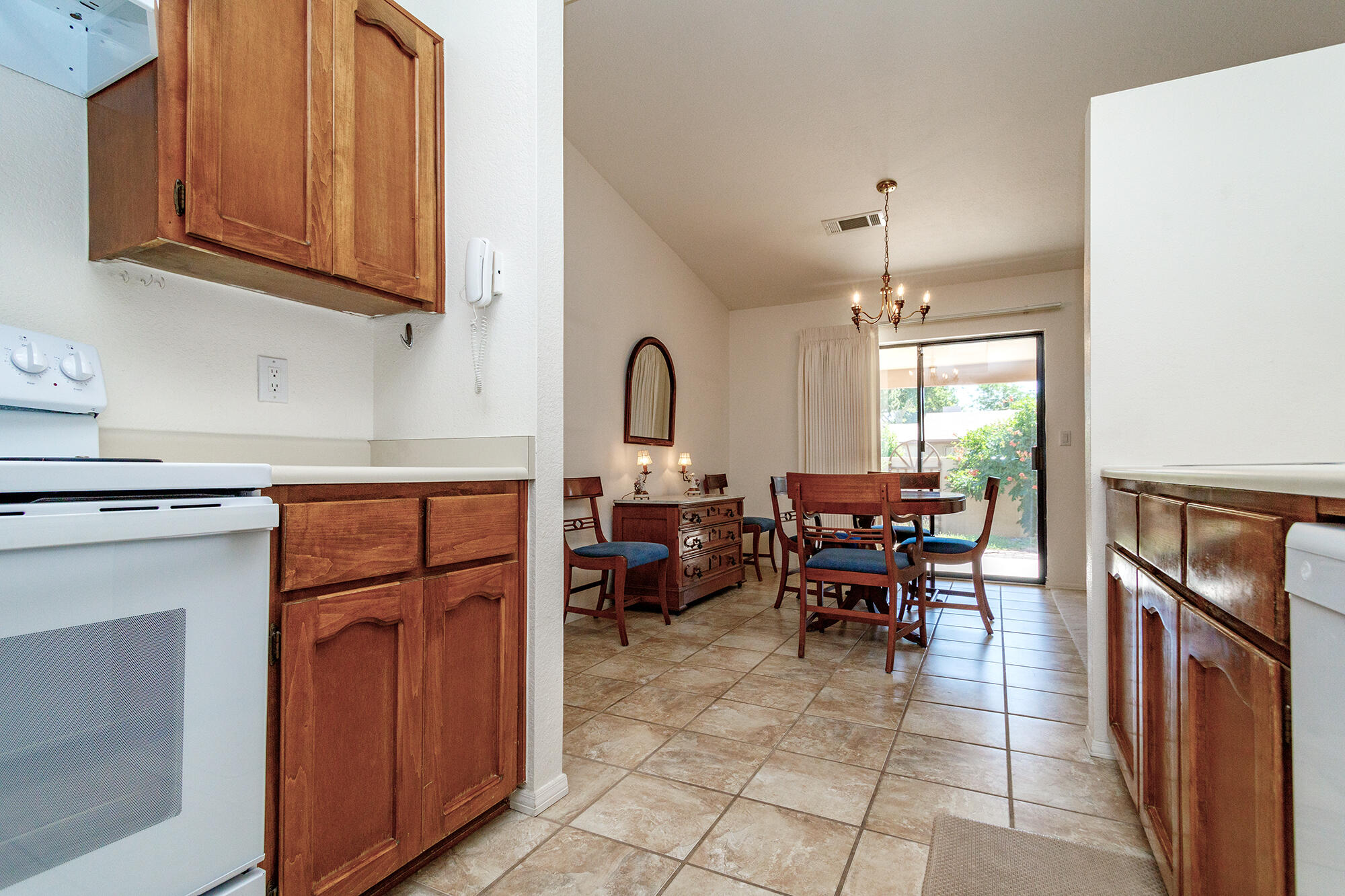 10525 Griffith Park Drive NE