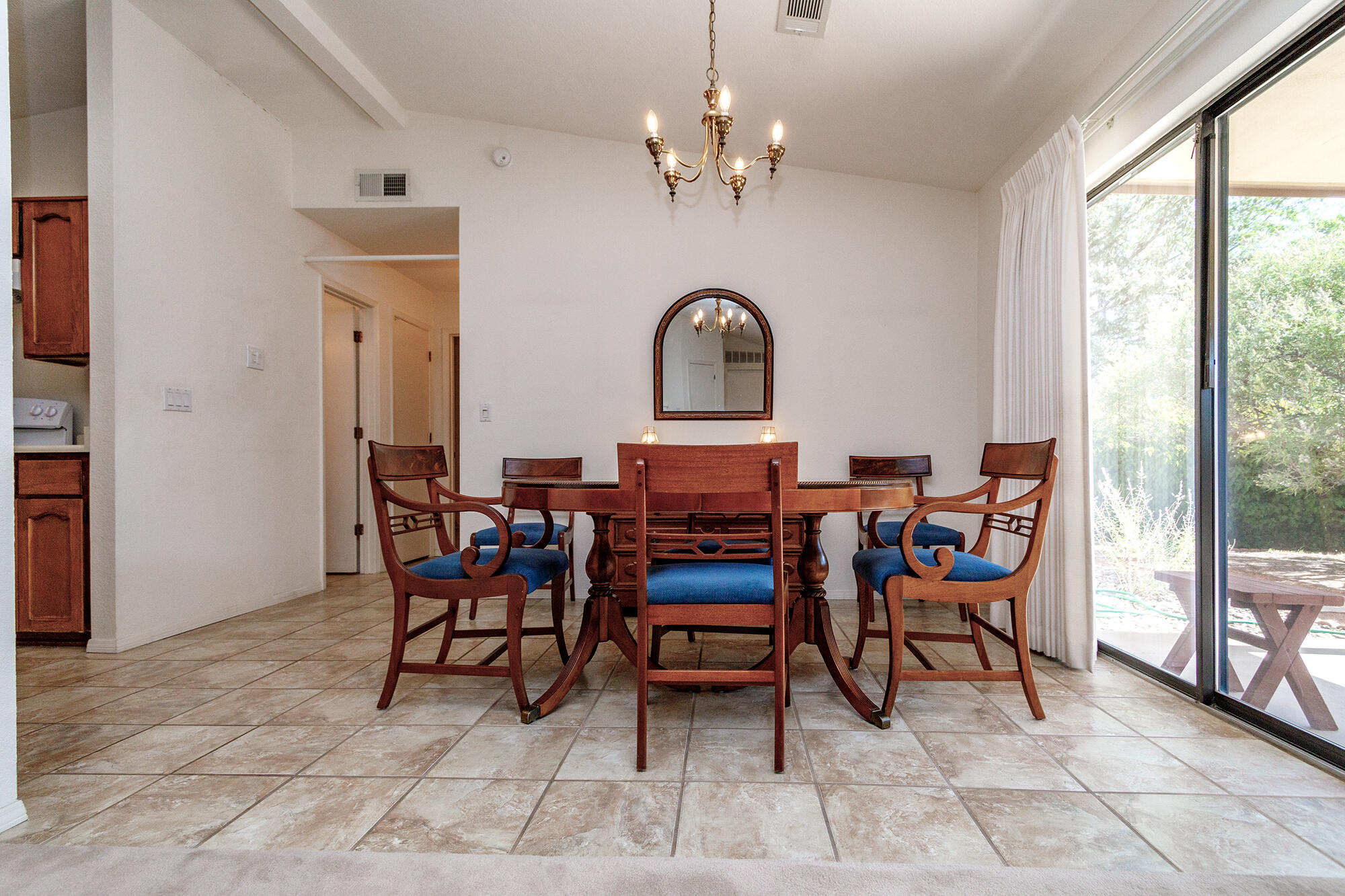 10525 Griffith Park Drive NE