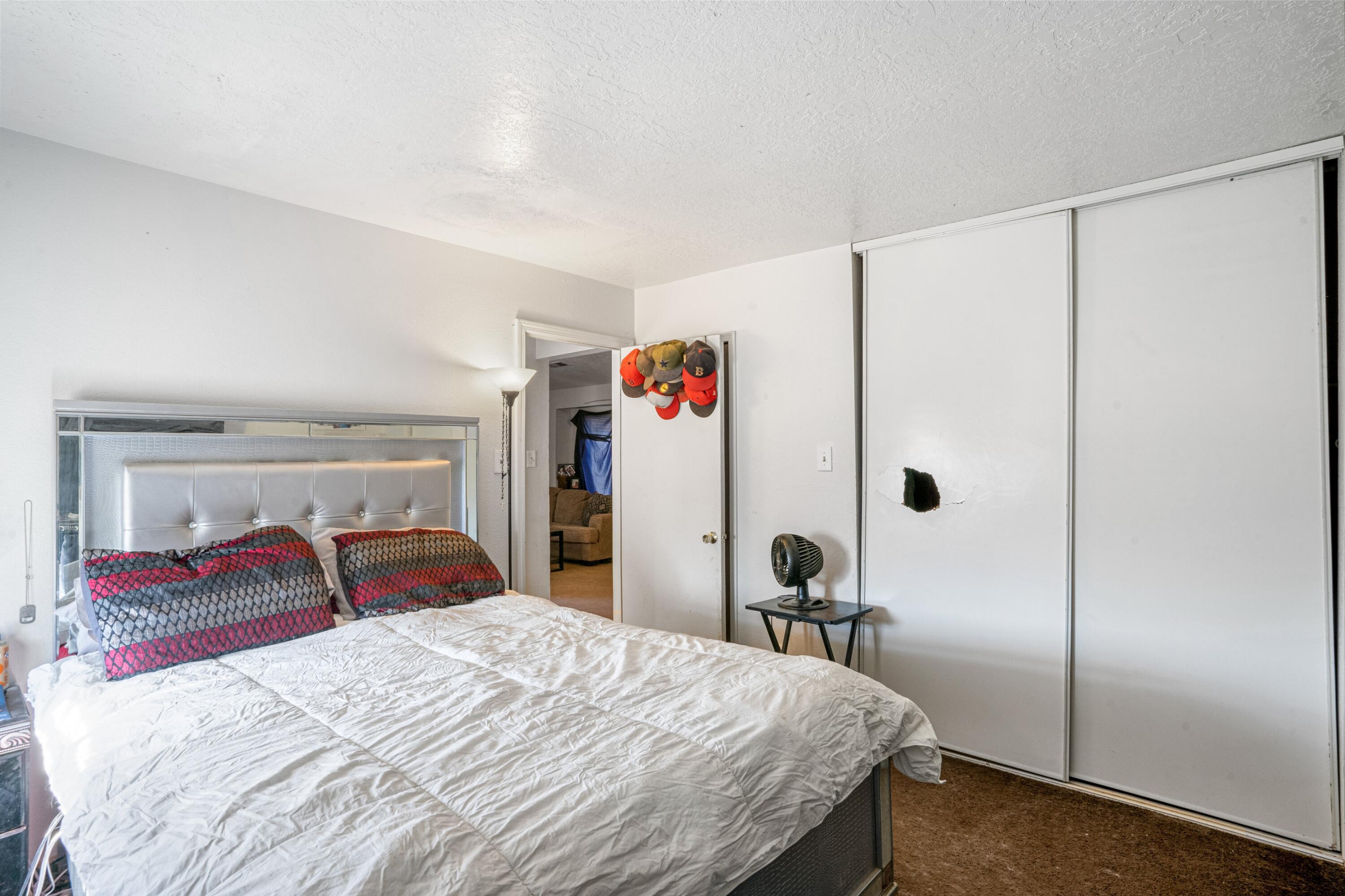 4858 Platinum Loop NE