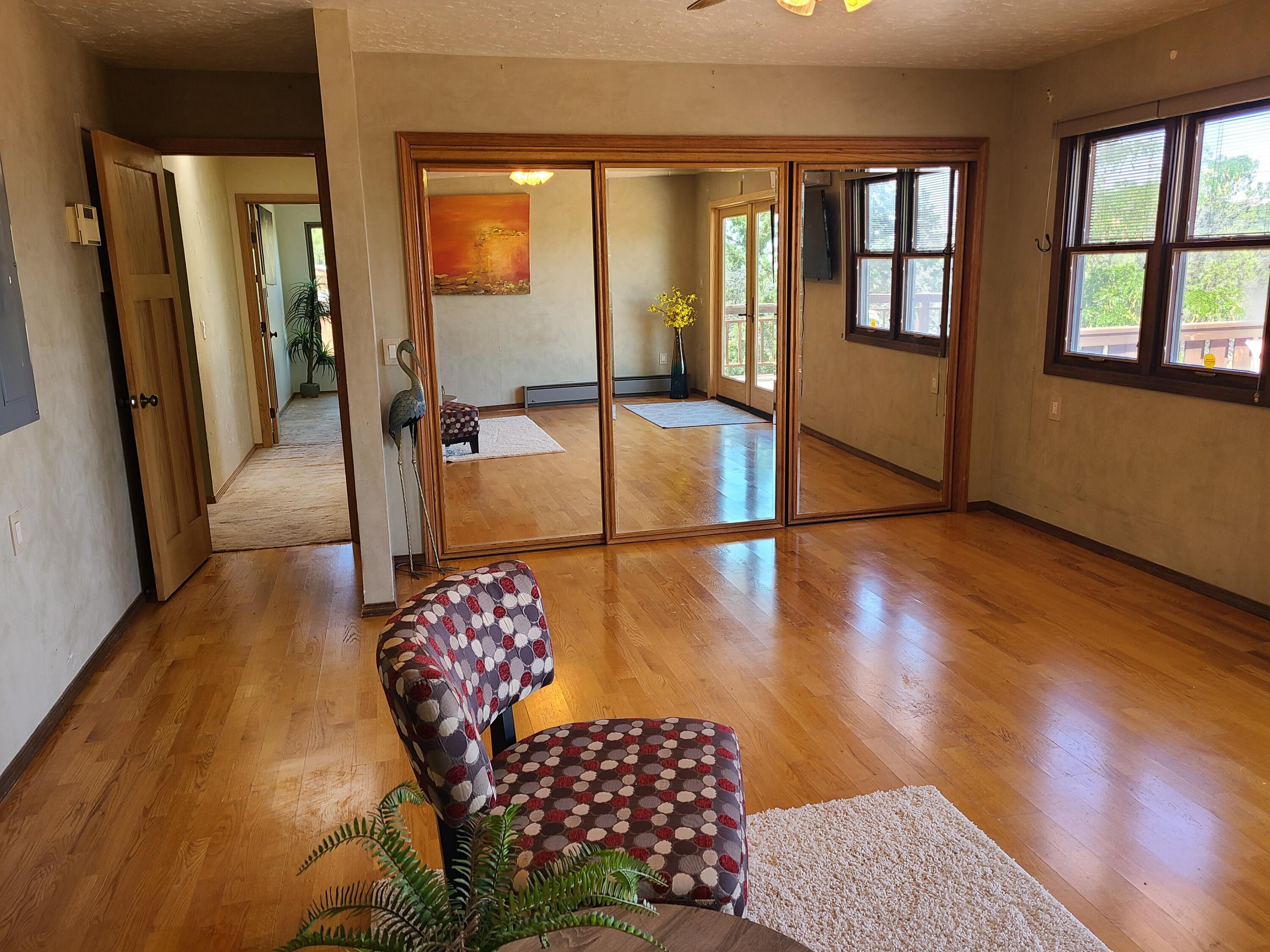 58 W Willard Road