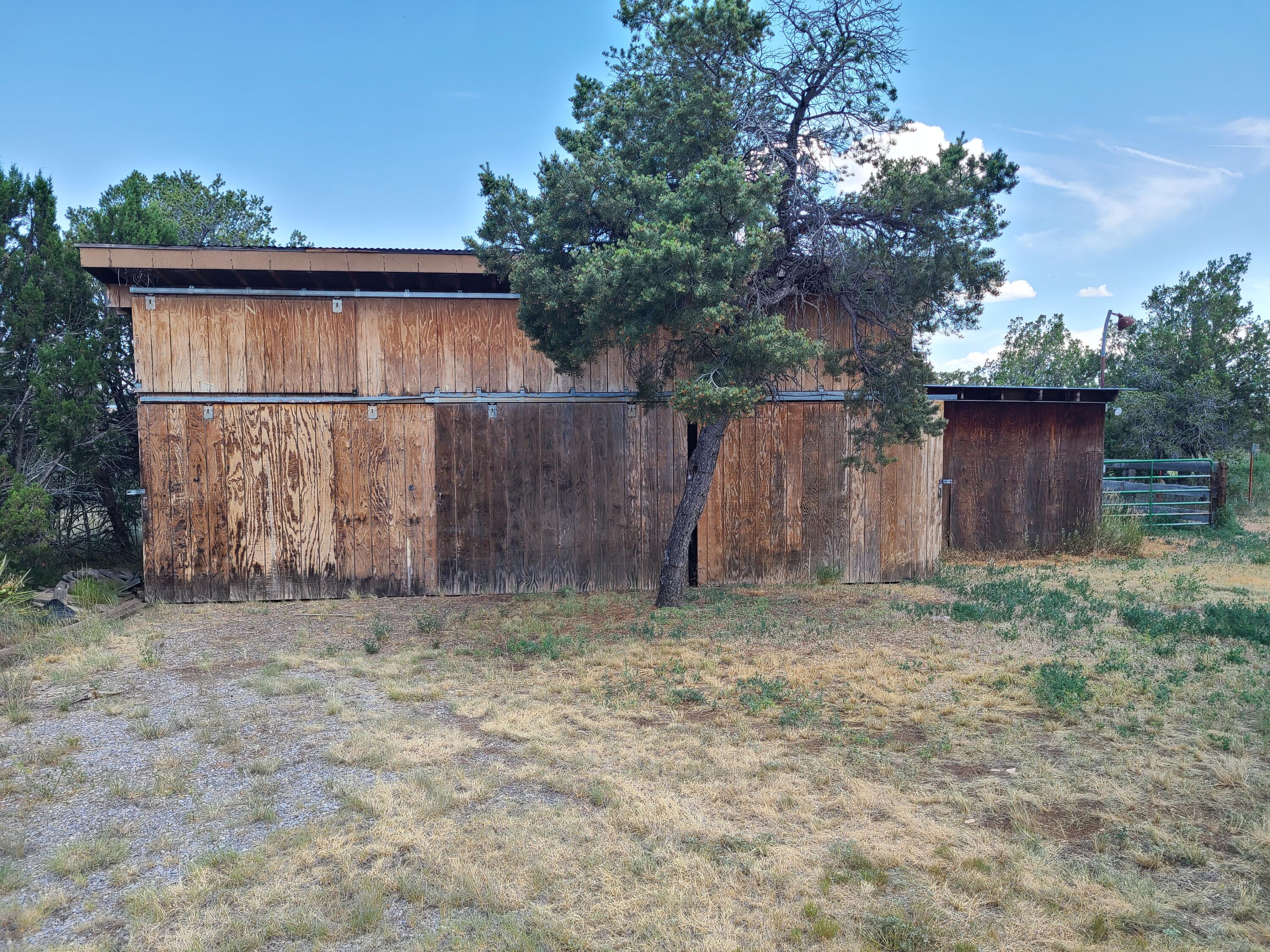 58 W Willard Road