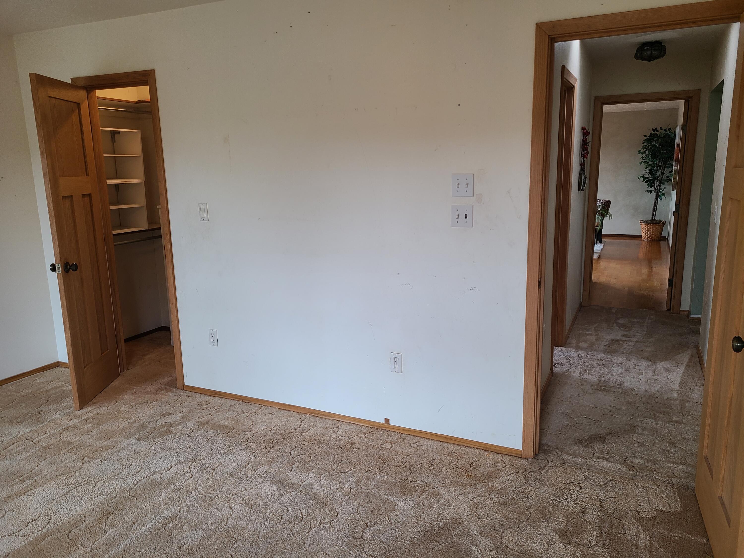 58 W Willard Road
