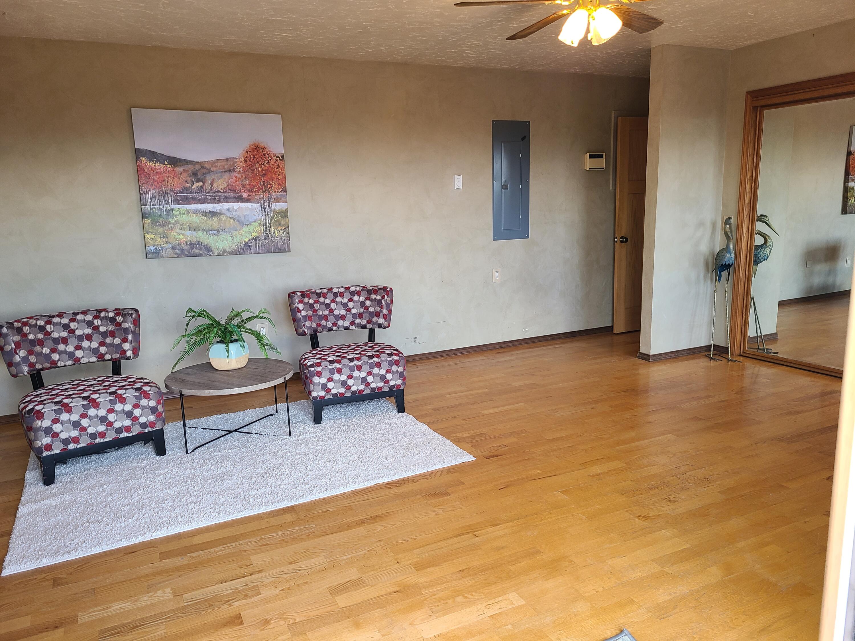 58 W Willard Road