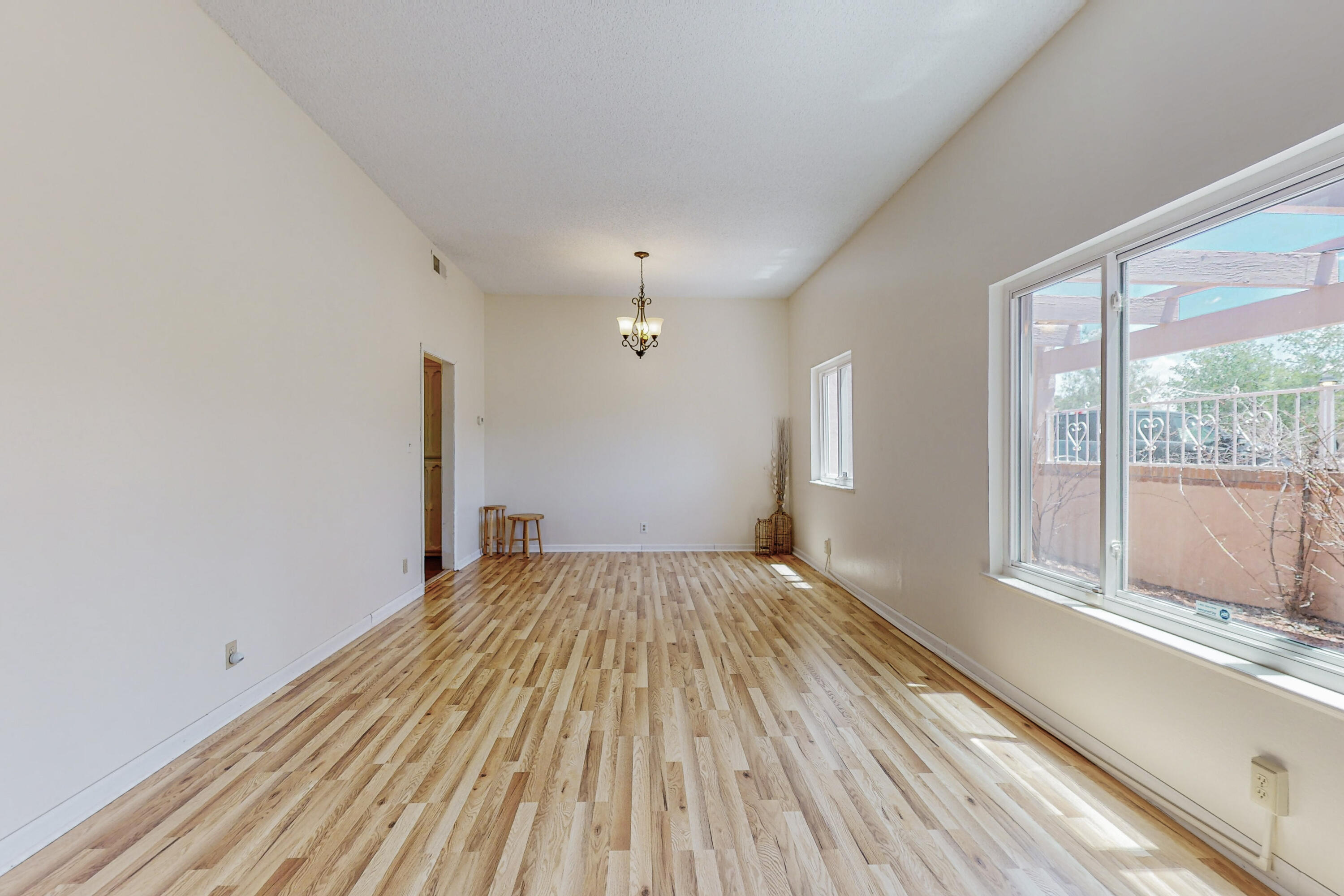 404 Cambridge Avenue