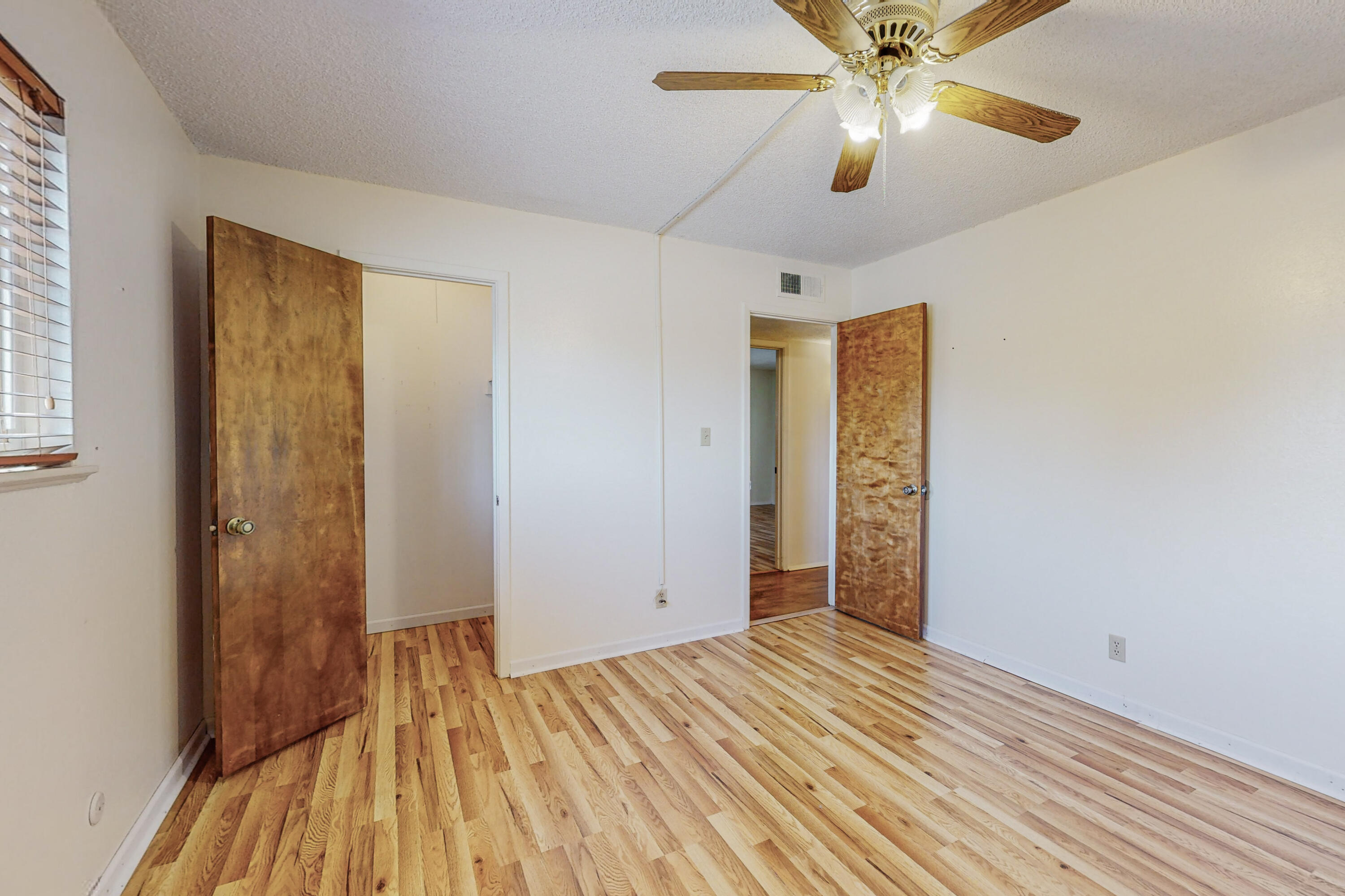 404 Cambridge Avenue