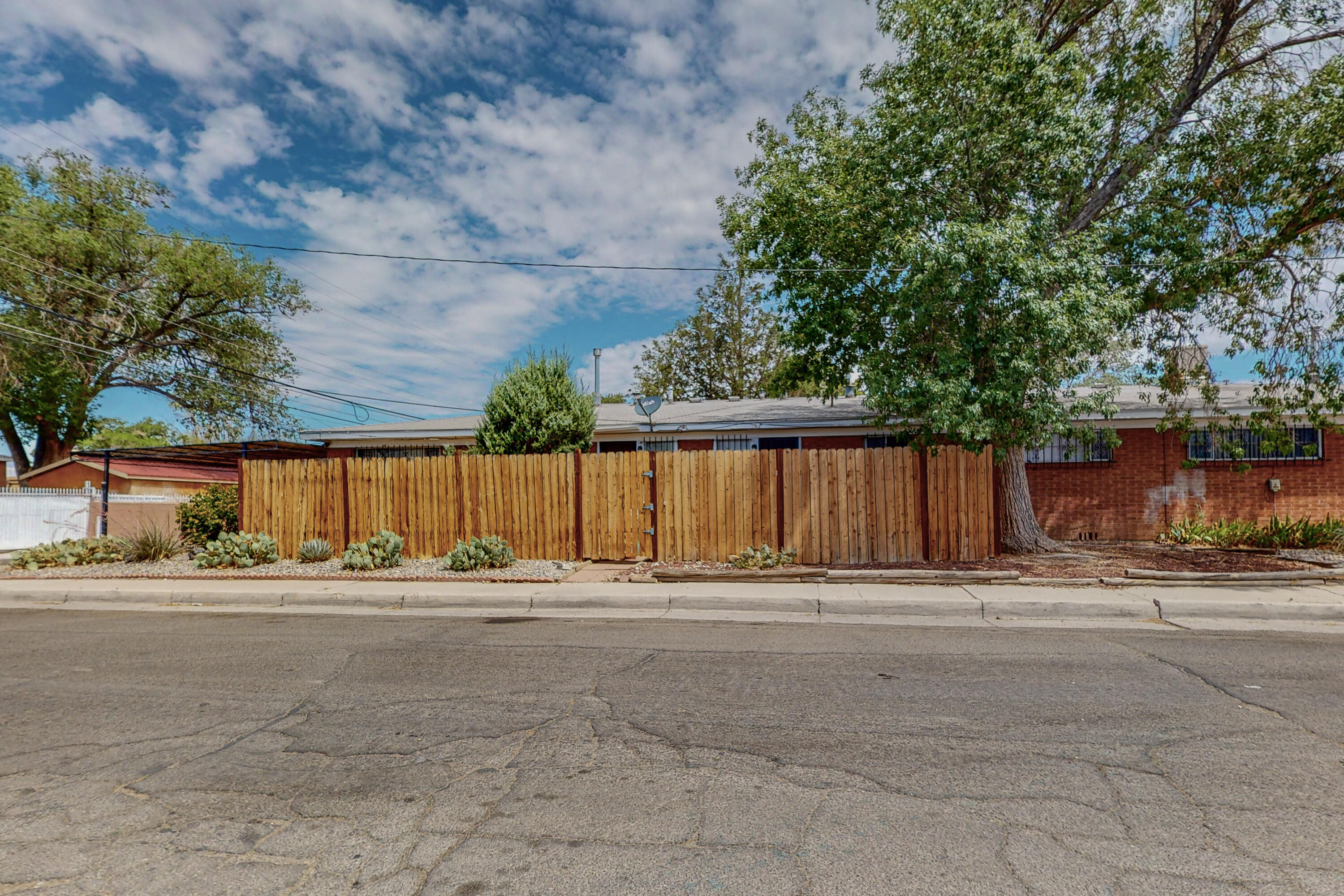 937 Louisiana Boulevard SE