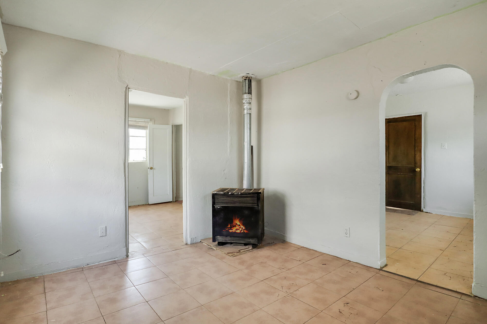 1307 Edith Boulevard SE