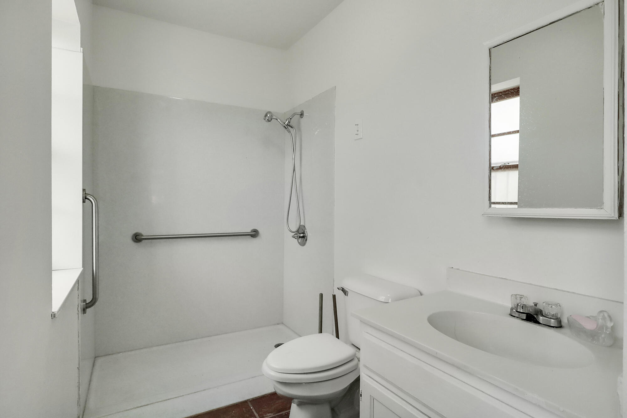 1307 Edith Boulevard SE