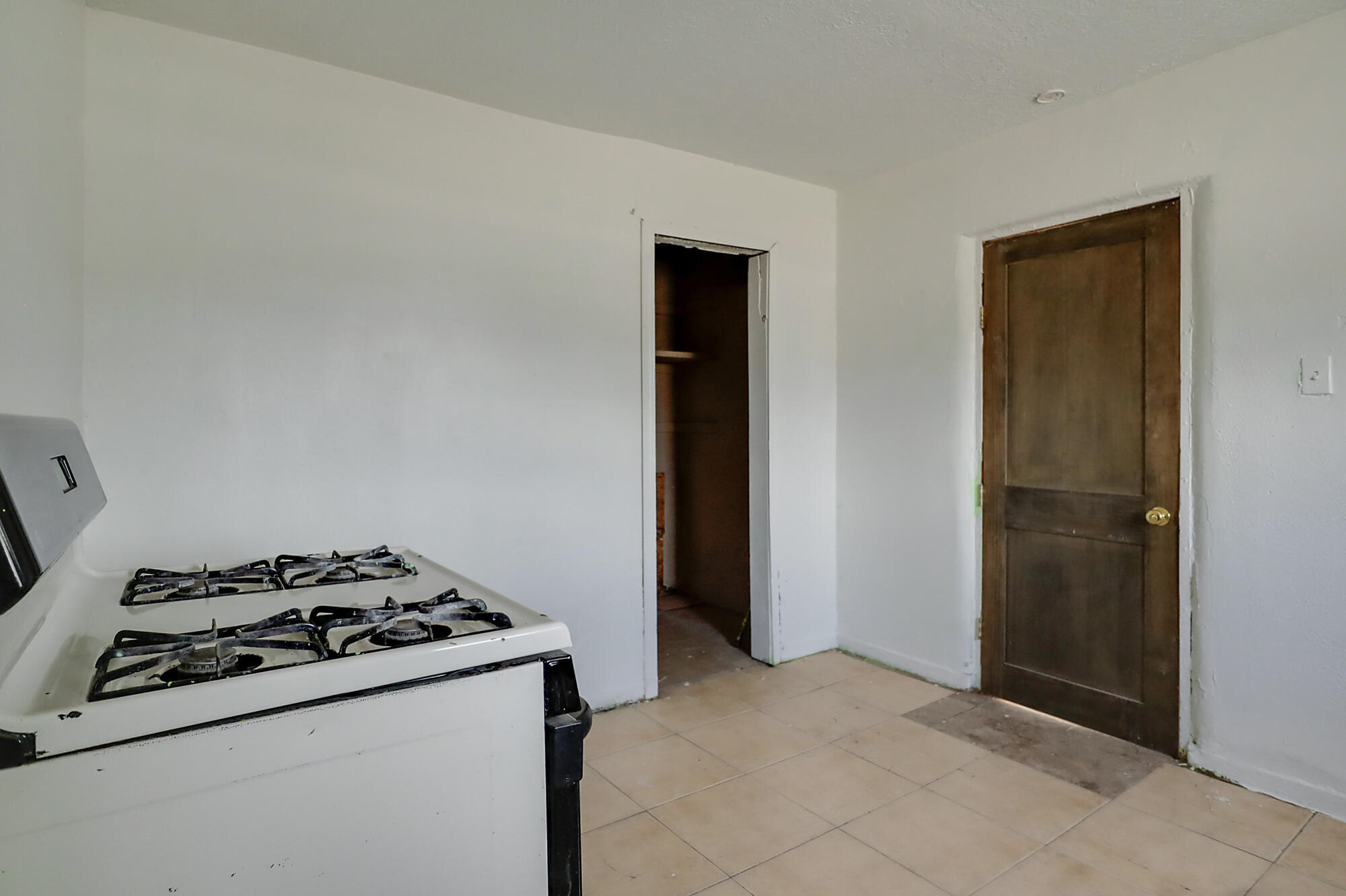 1307 Edith Boulevard SE
