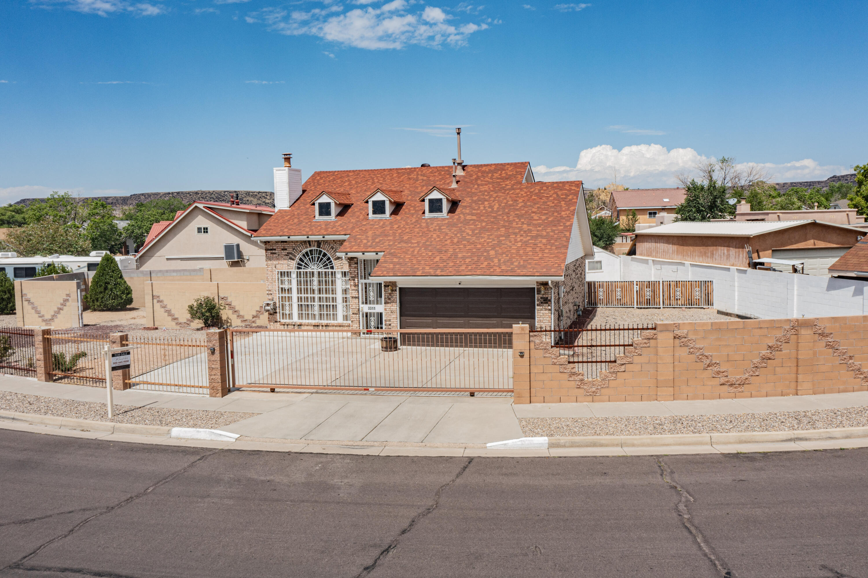 3311 Vista Del Sur Street NW