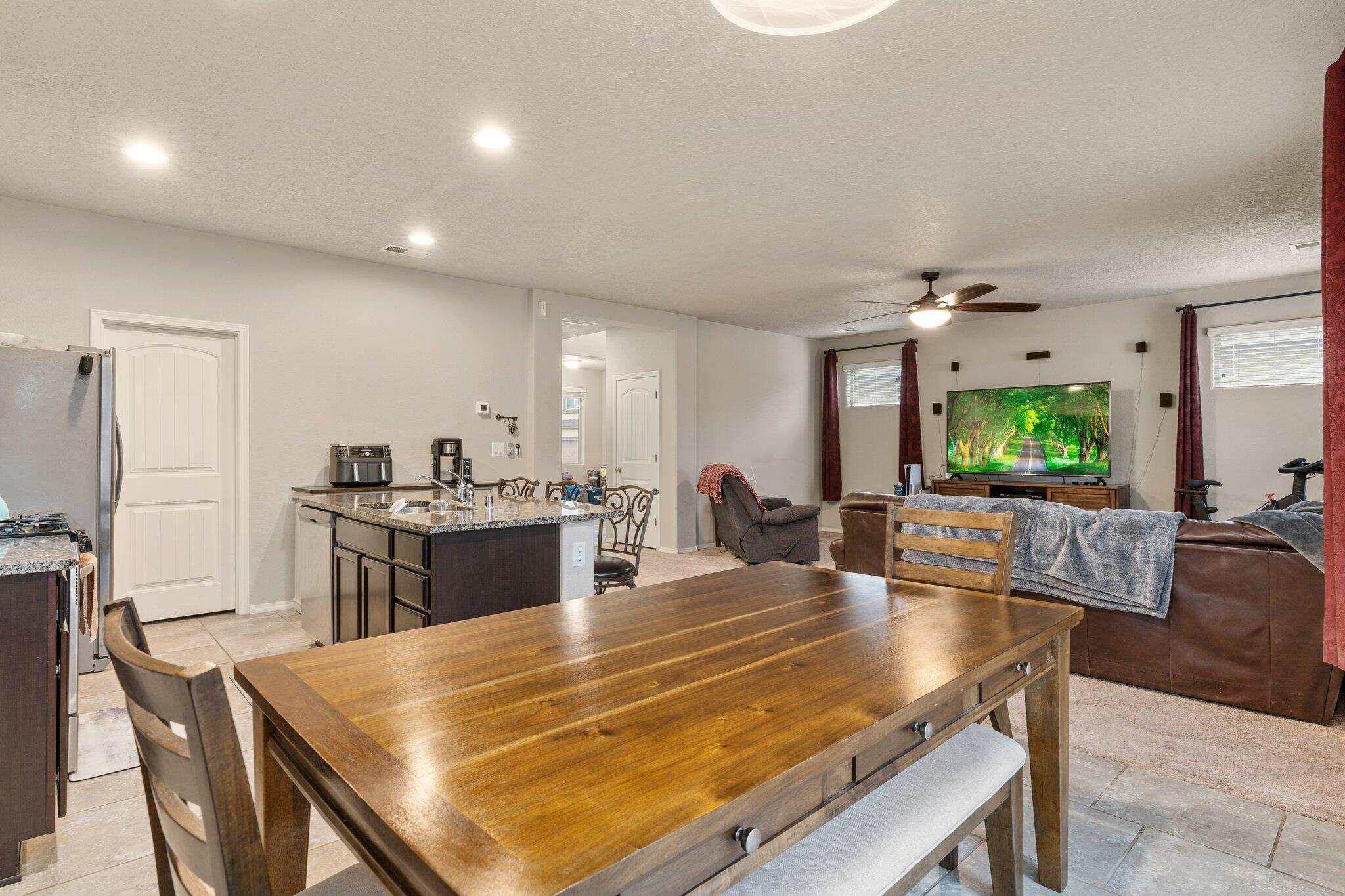 2451 Del Timbre Lane SW