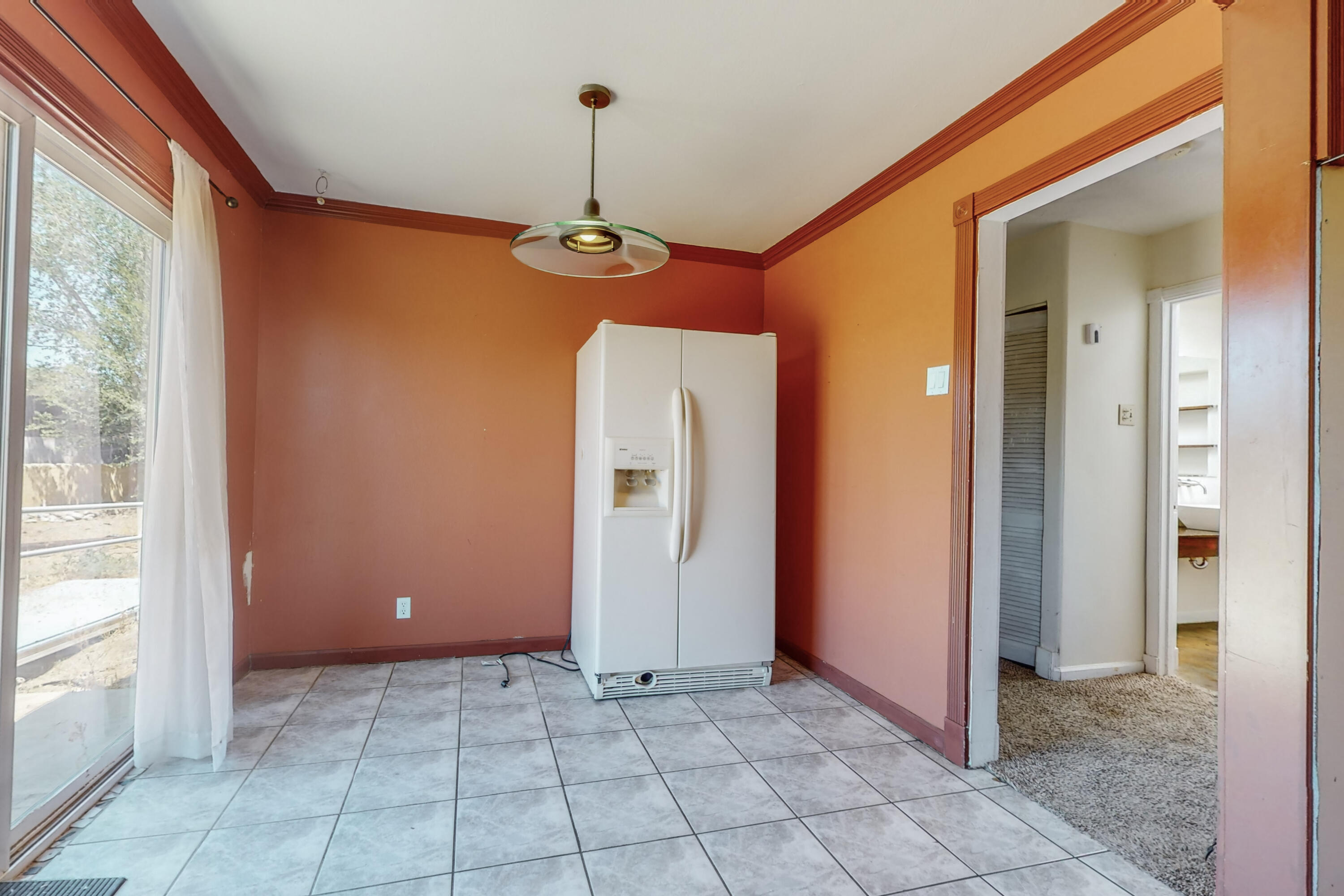 2433 Elizabeth Street NE