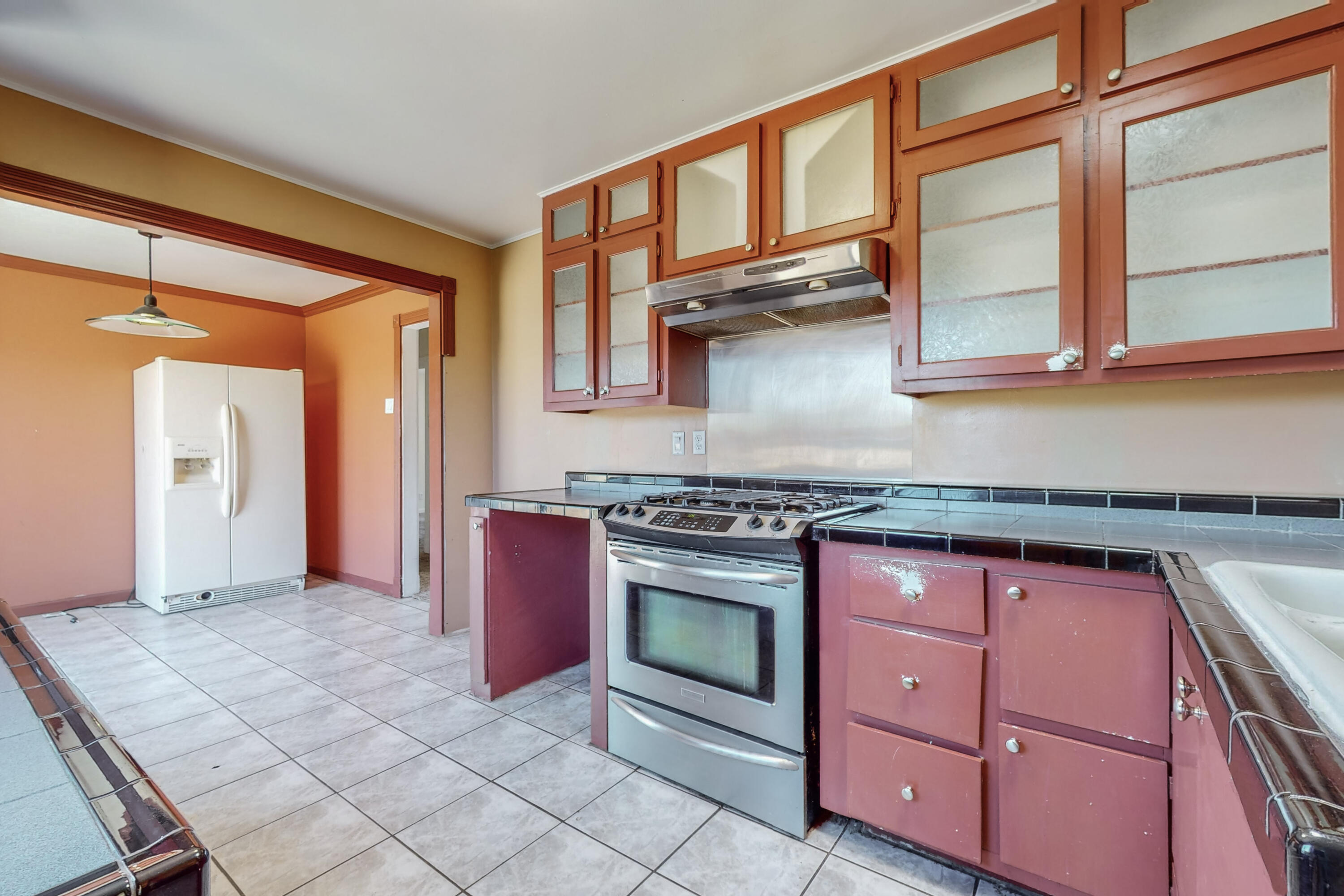 2433 Elizabeth Street NE