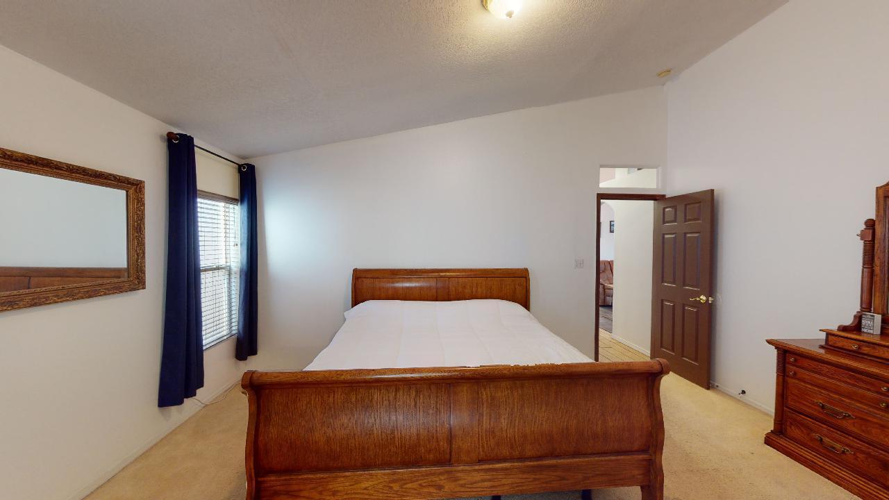 10523 Brookline Place NW