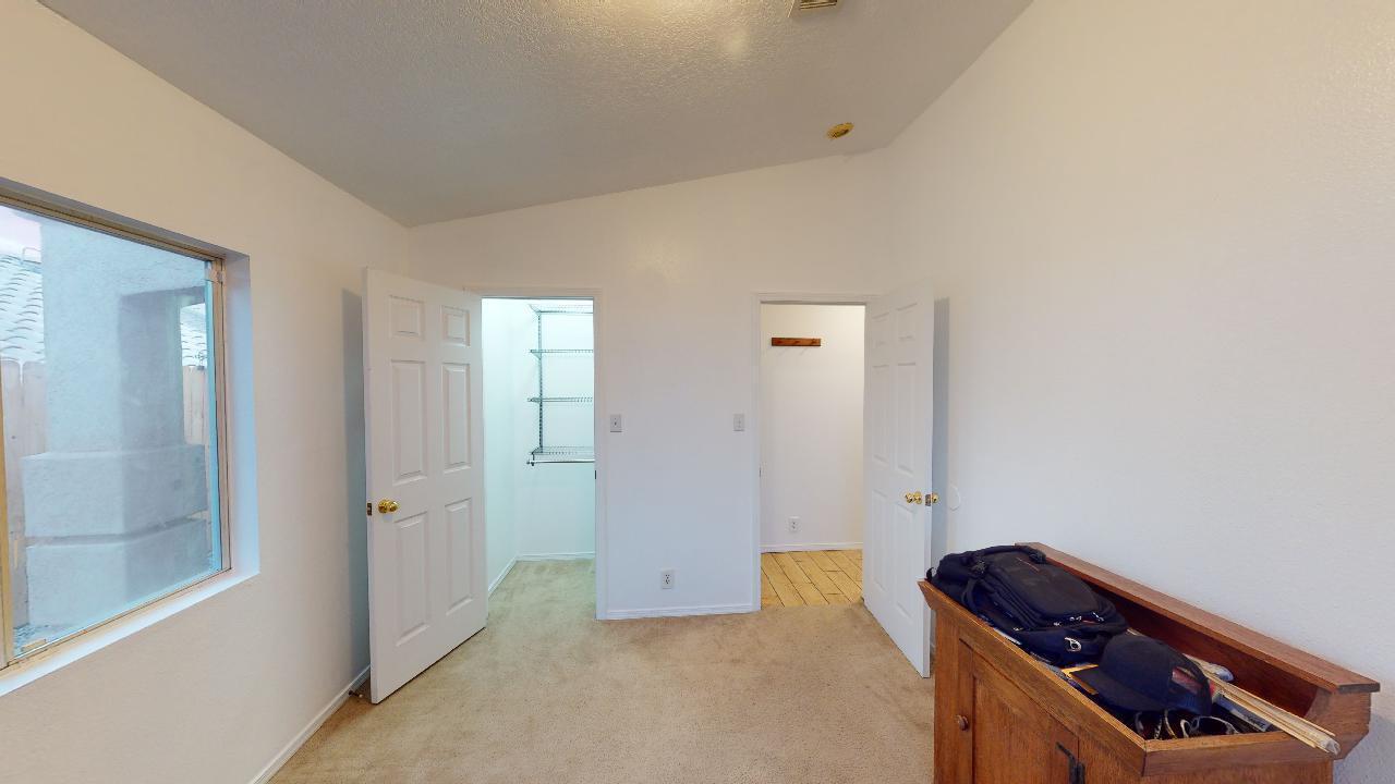 10523 Brookline Place NW