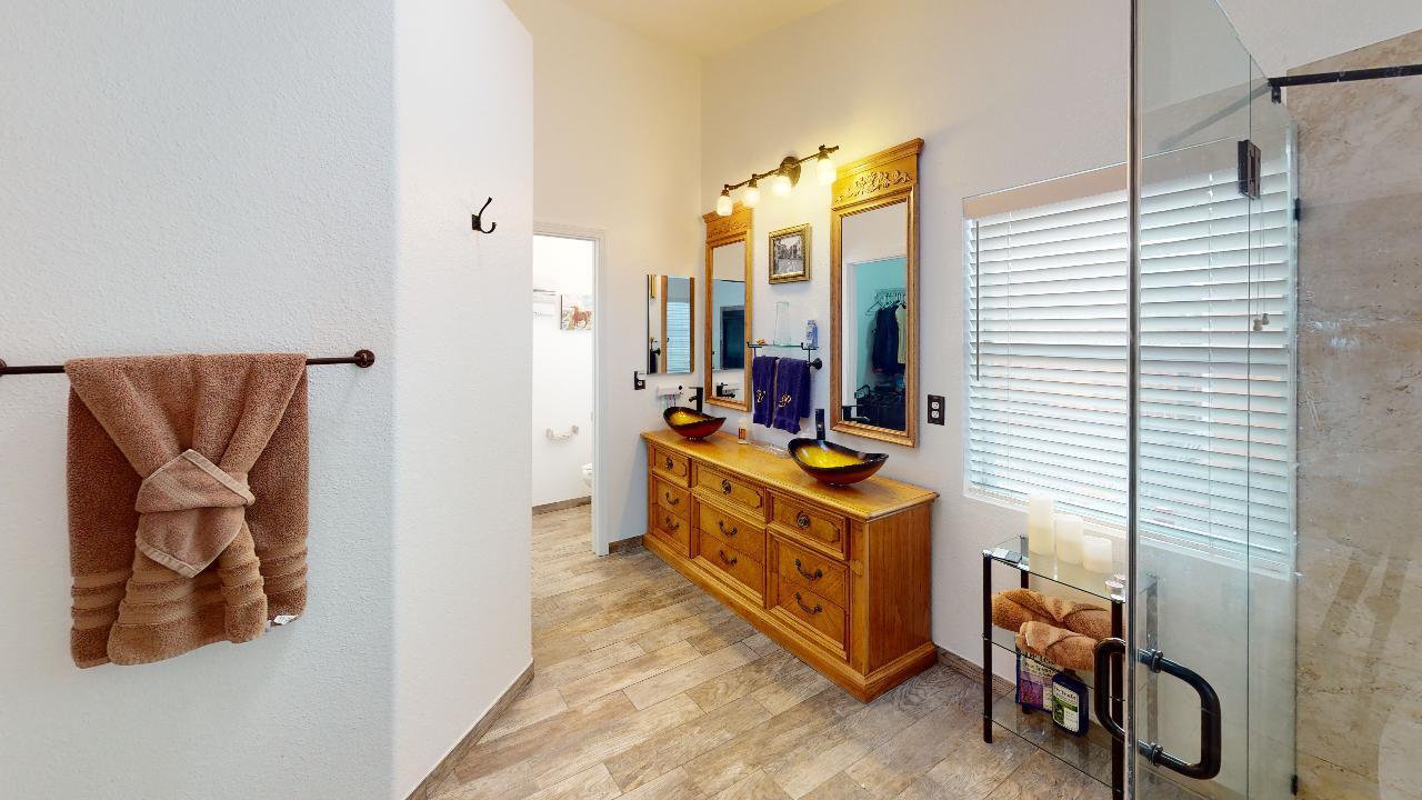 10523 Brookline Place NW