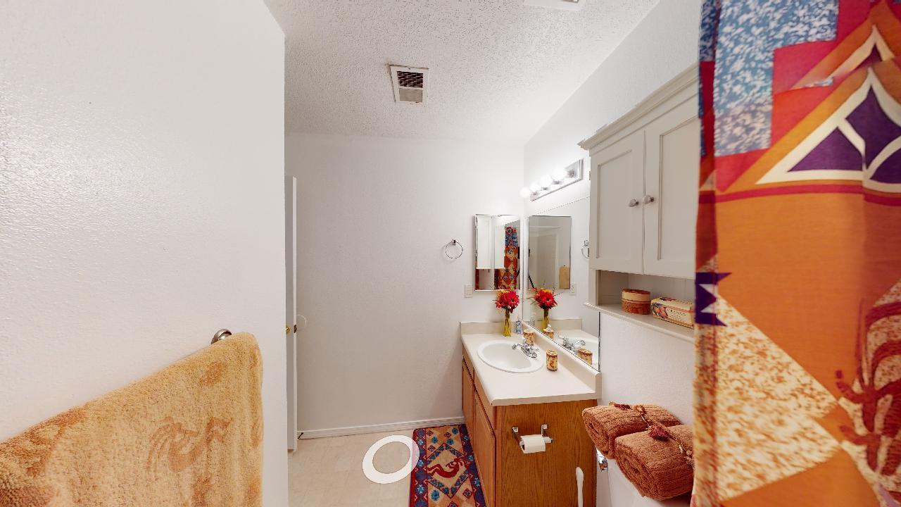 10523 Brookline Place NW