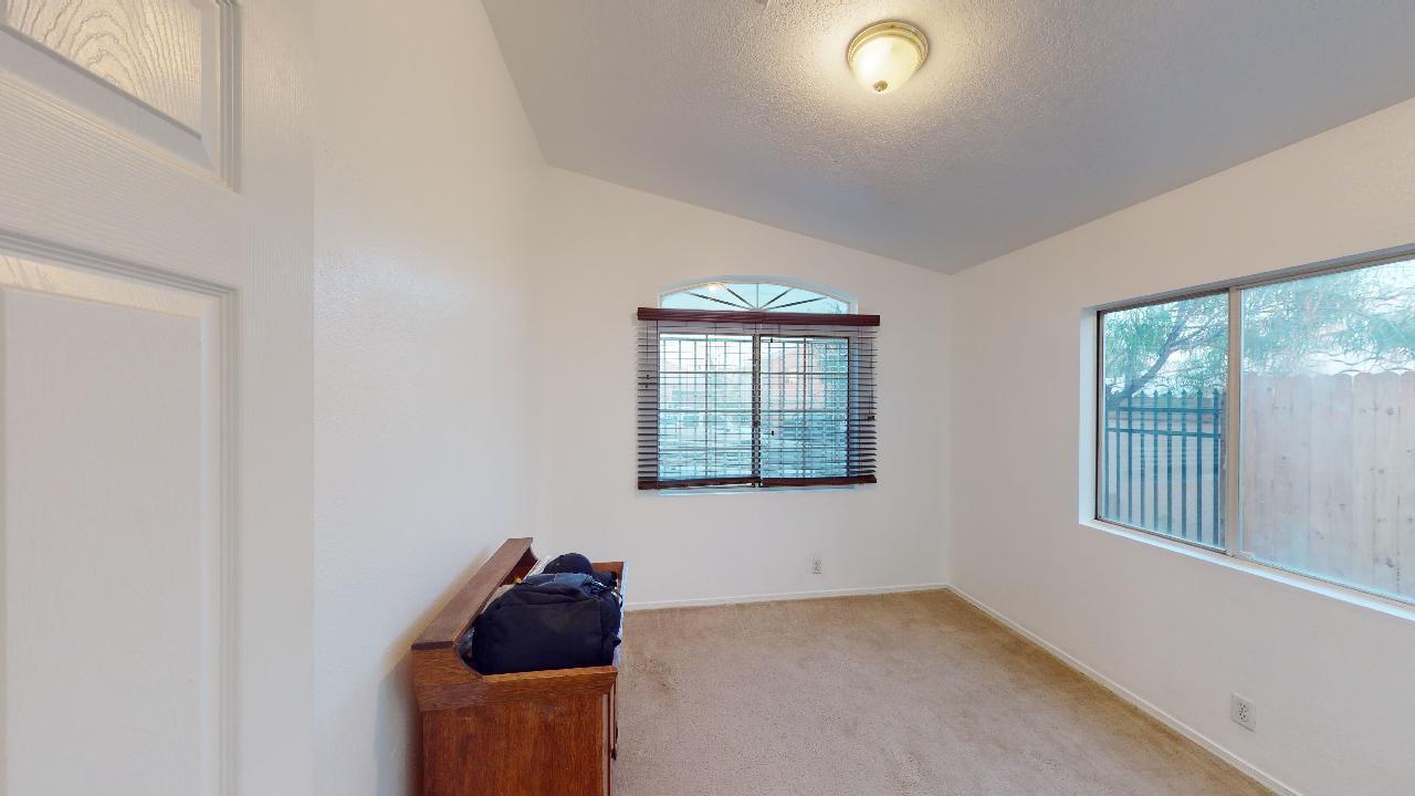 10523 Brookline Place NW