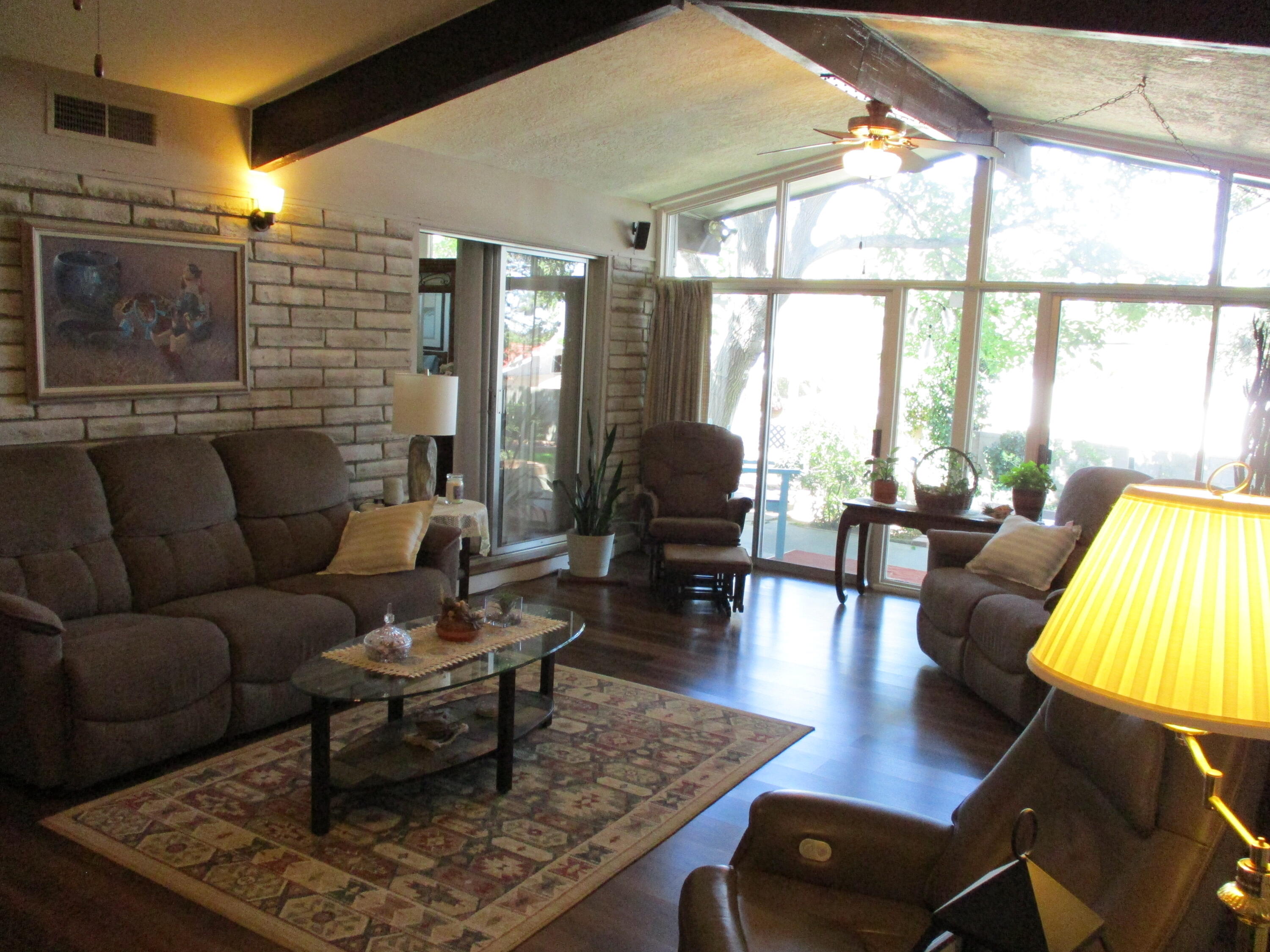 1533 Figueroa Drive NE