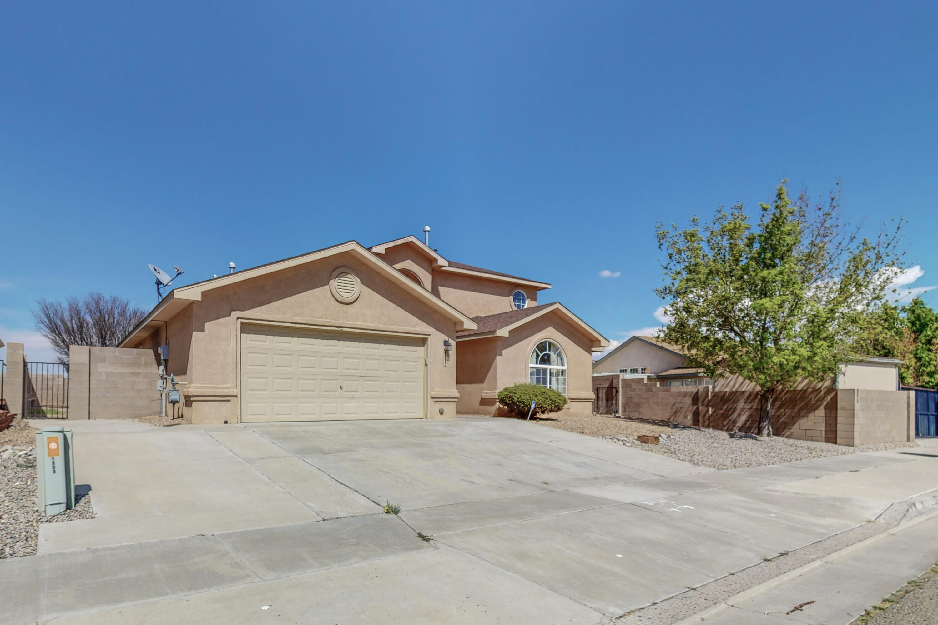 1916 Gunnison Place NW
