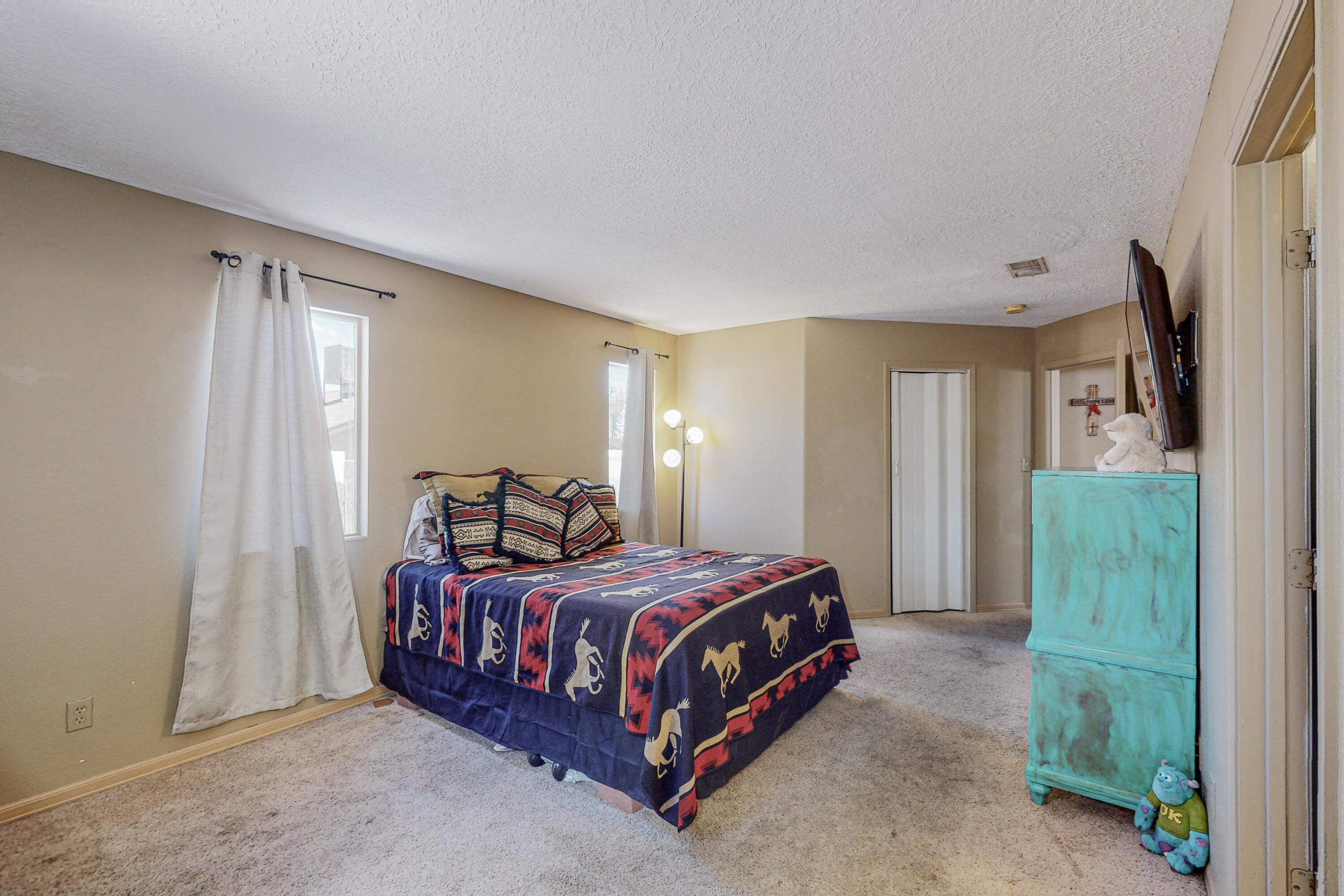 7301 Seven Falls Court