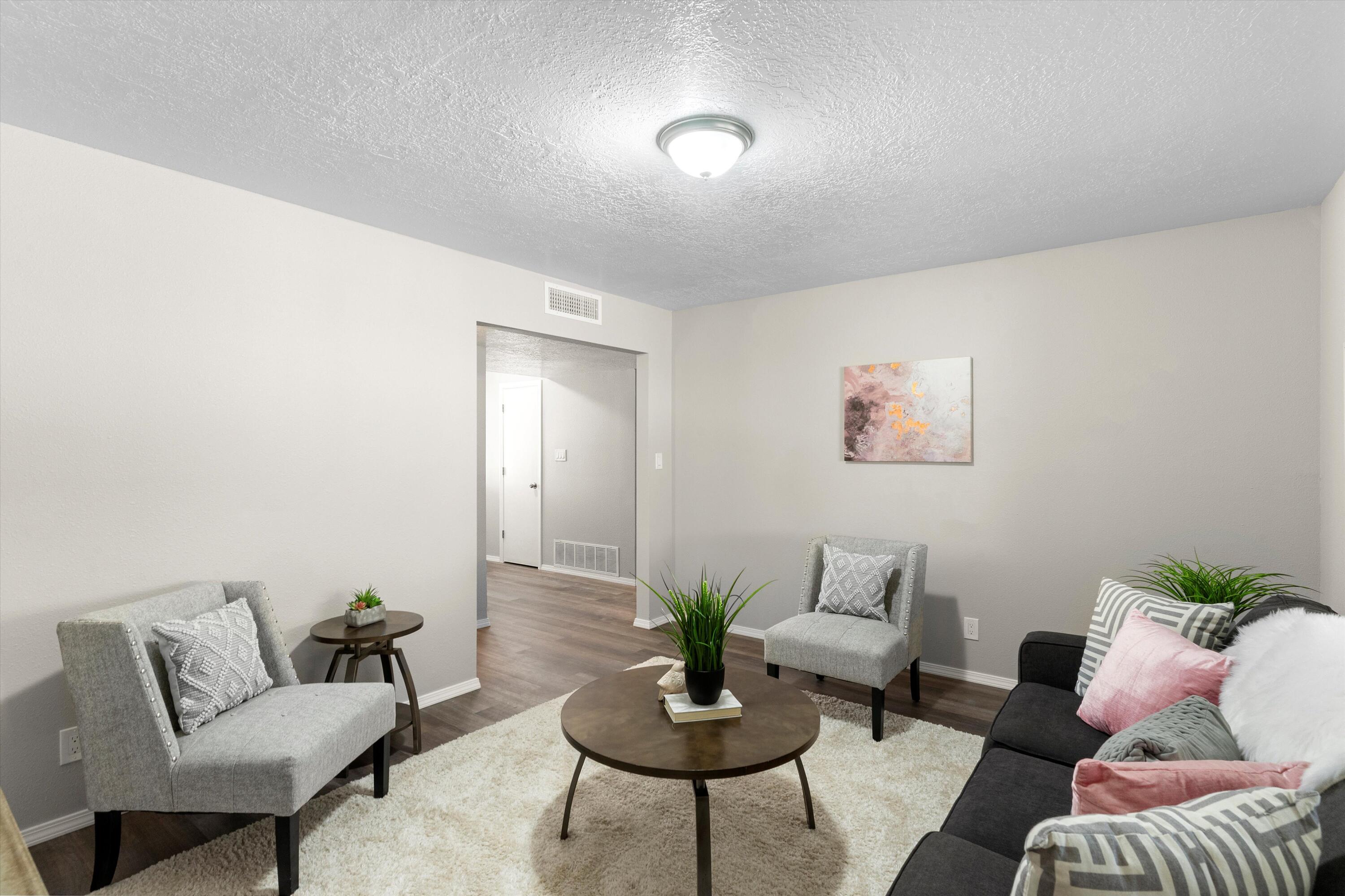5200 Cimarron Road NW