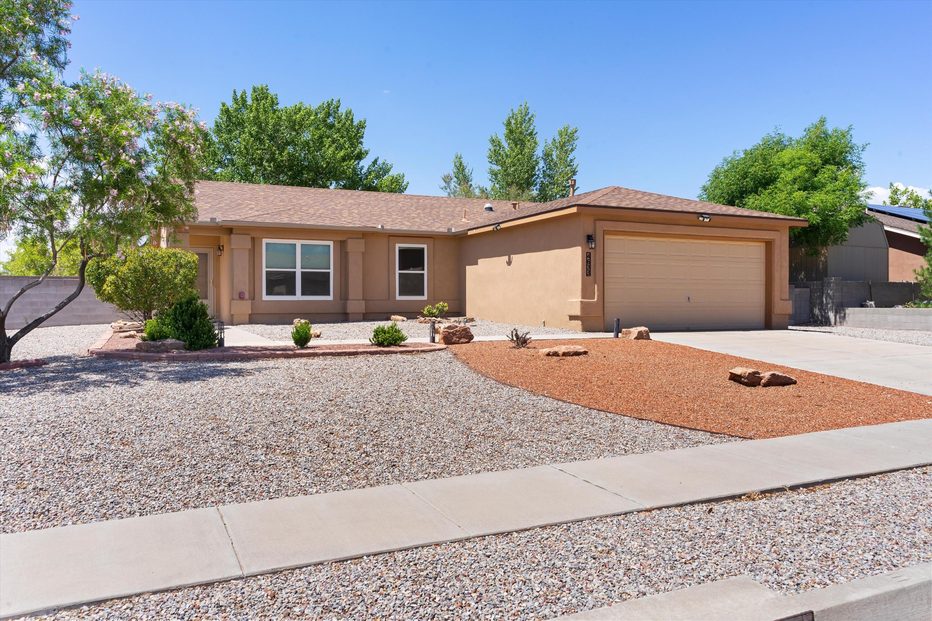 4633 Bismark Hills Way NE