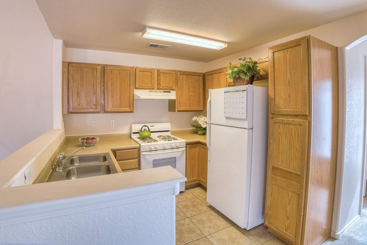 6501 San Antonio Drive NE Unit: 3701