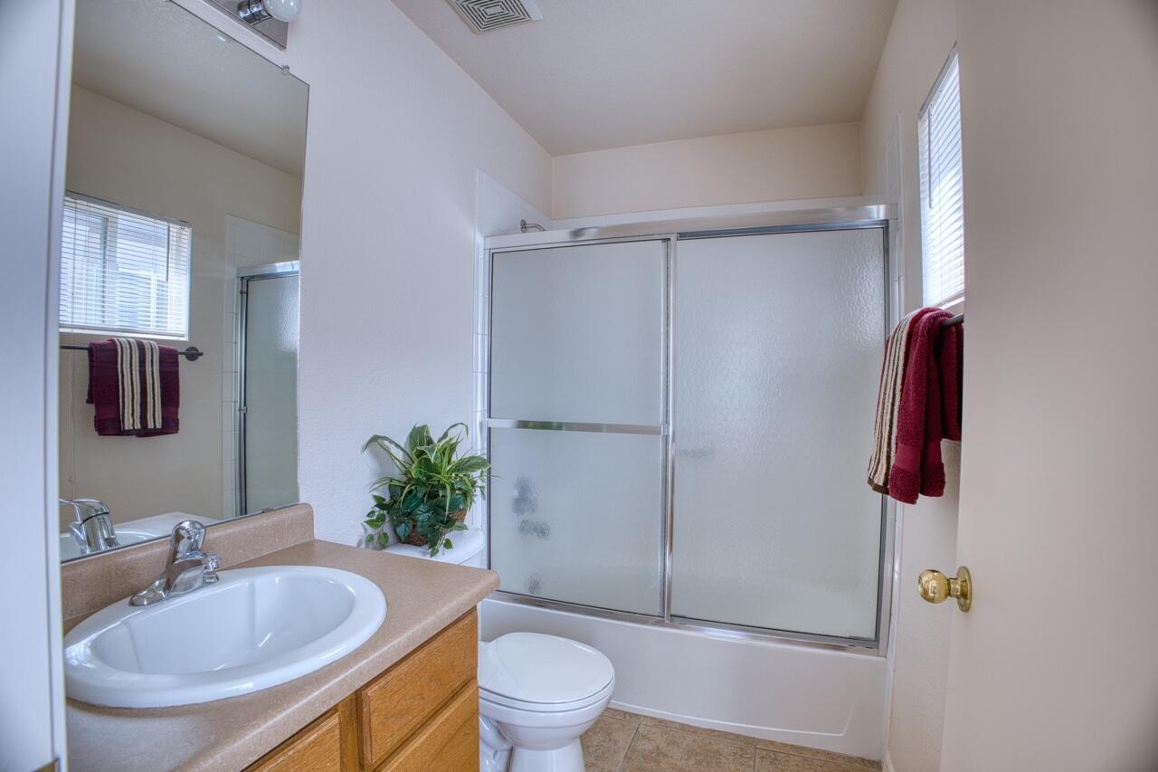 6501 San Antonio Drive NE Unit: 3701