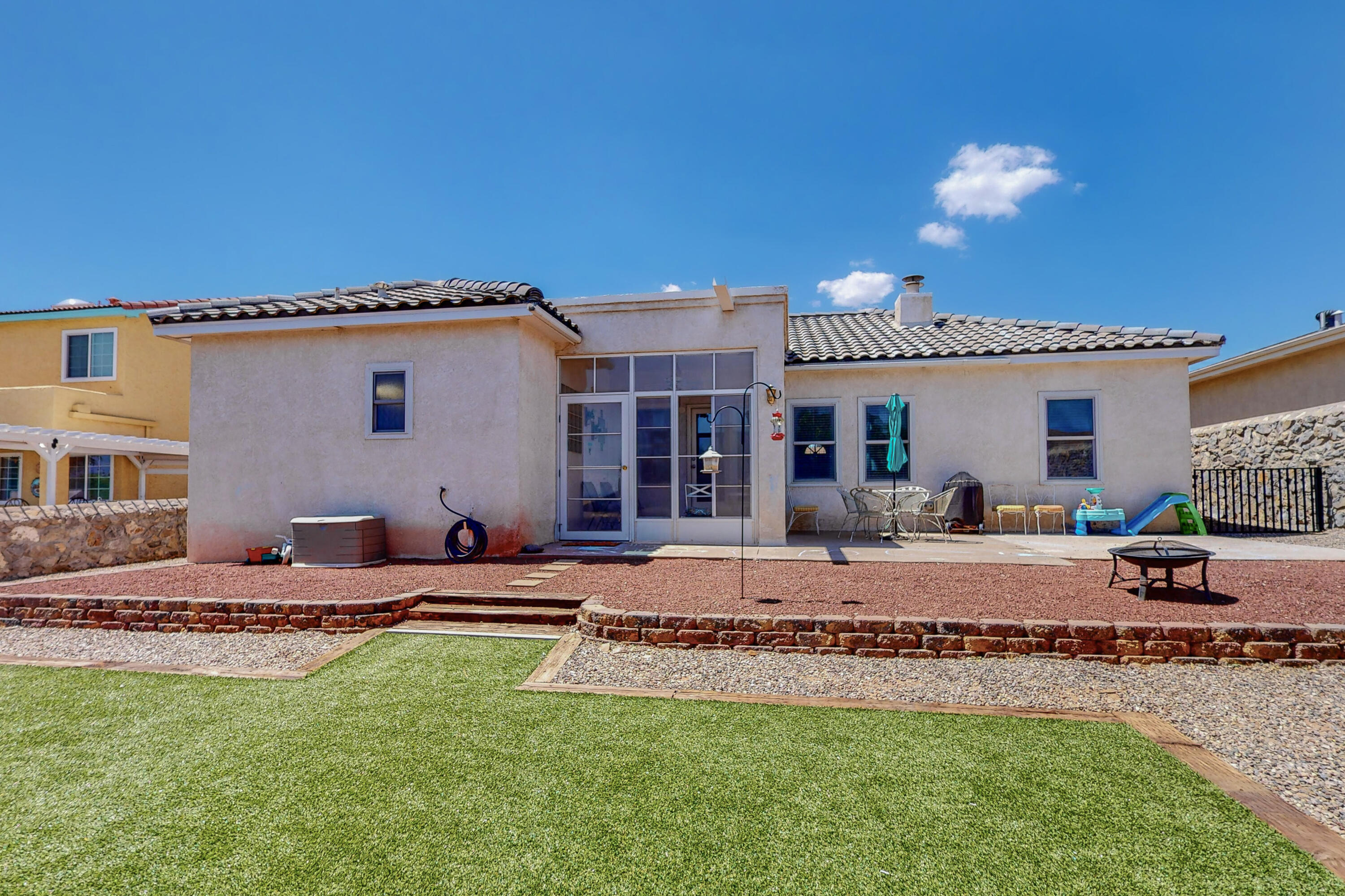 2829 Mesa Road SE