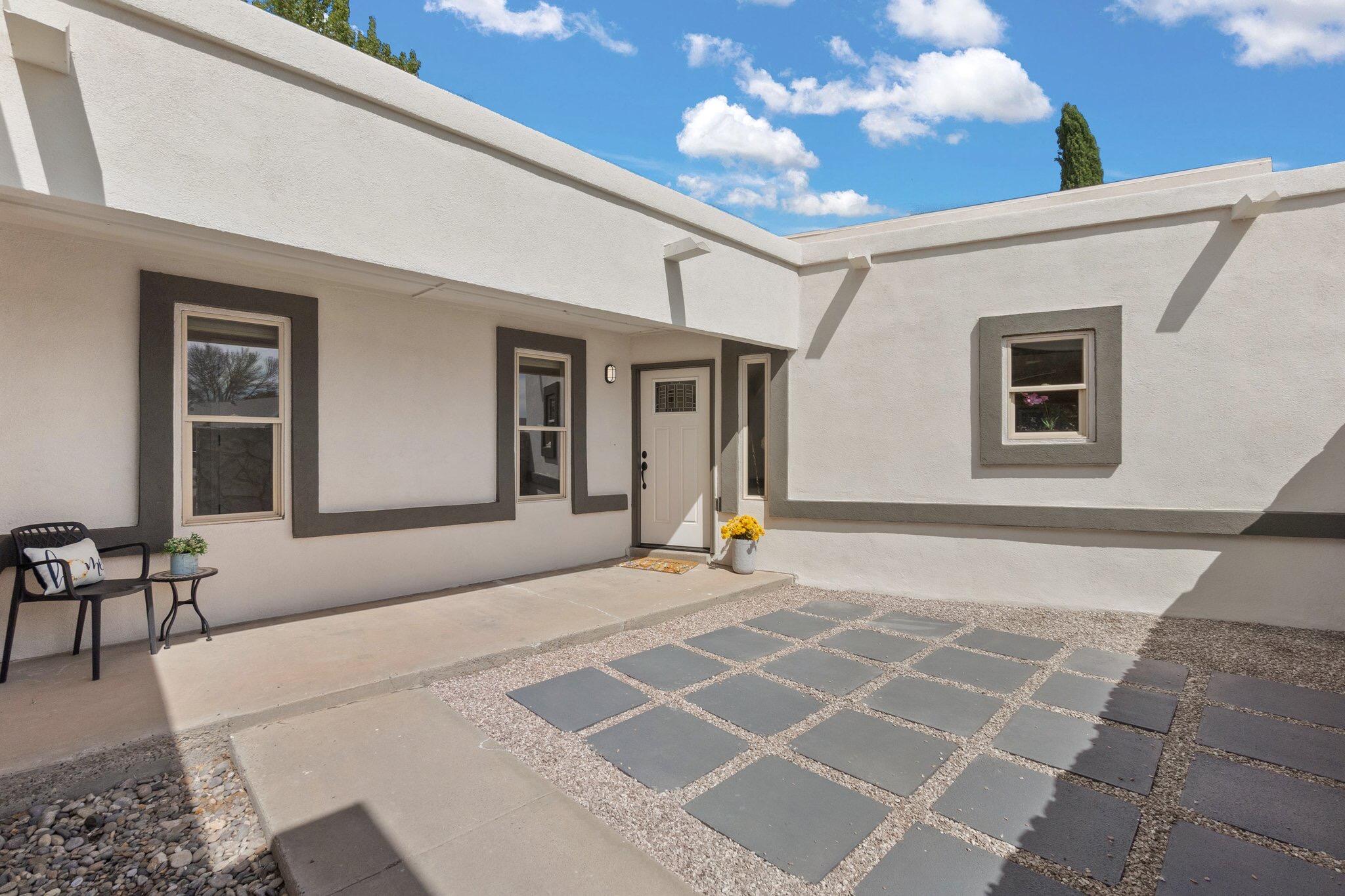 320 Bonnie St. SE