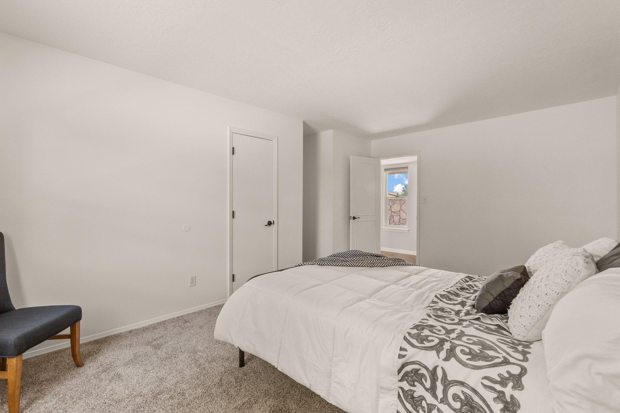 320 Bonnie St. SE