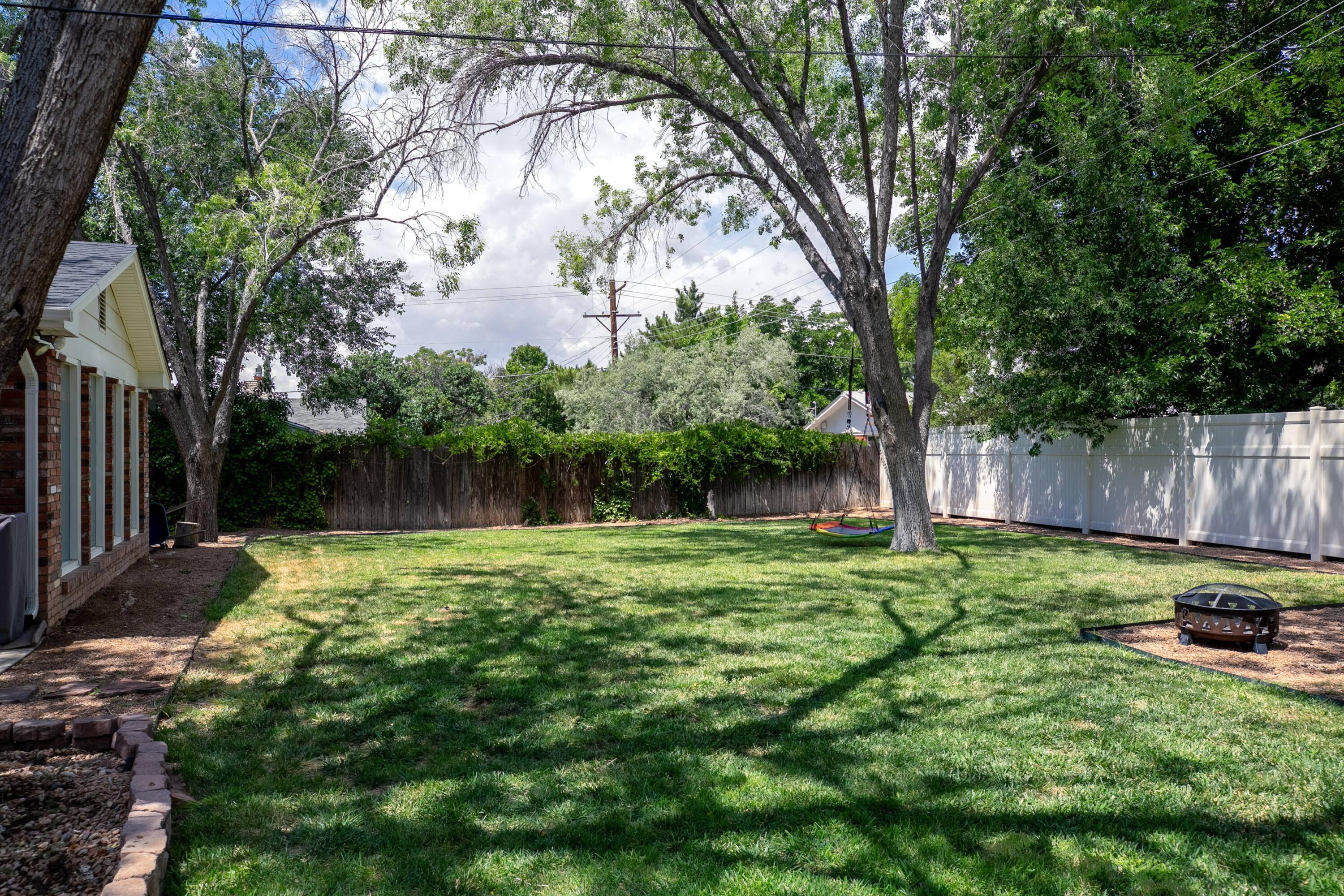 7911 Palo Duro Avenue NE