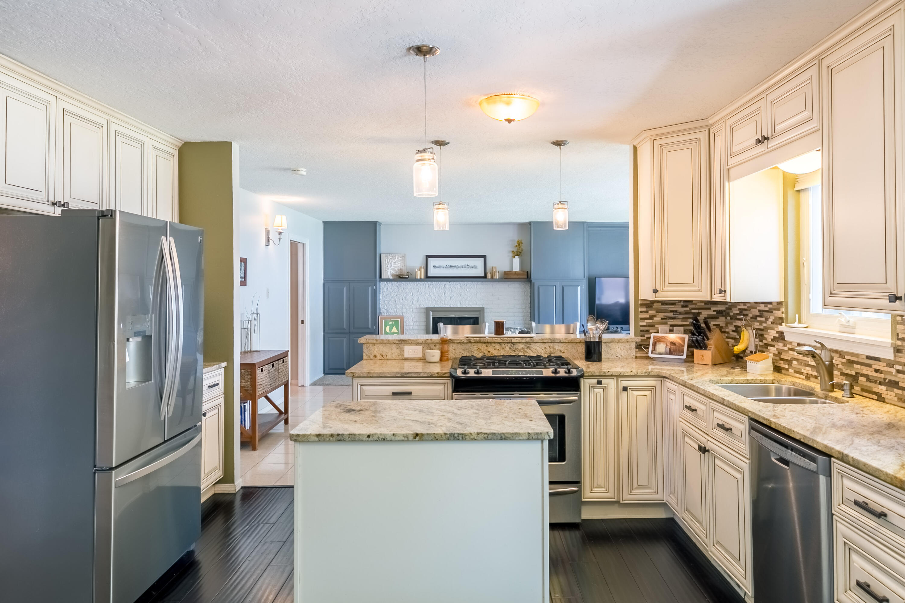 7911 Palo Duro Avenue NE