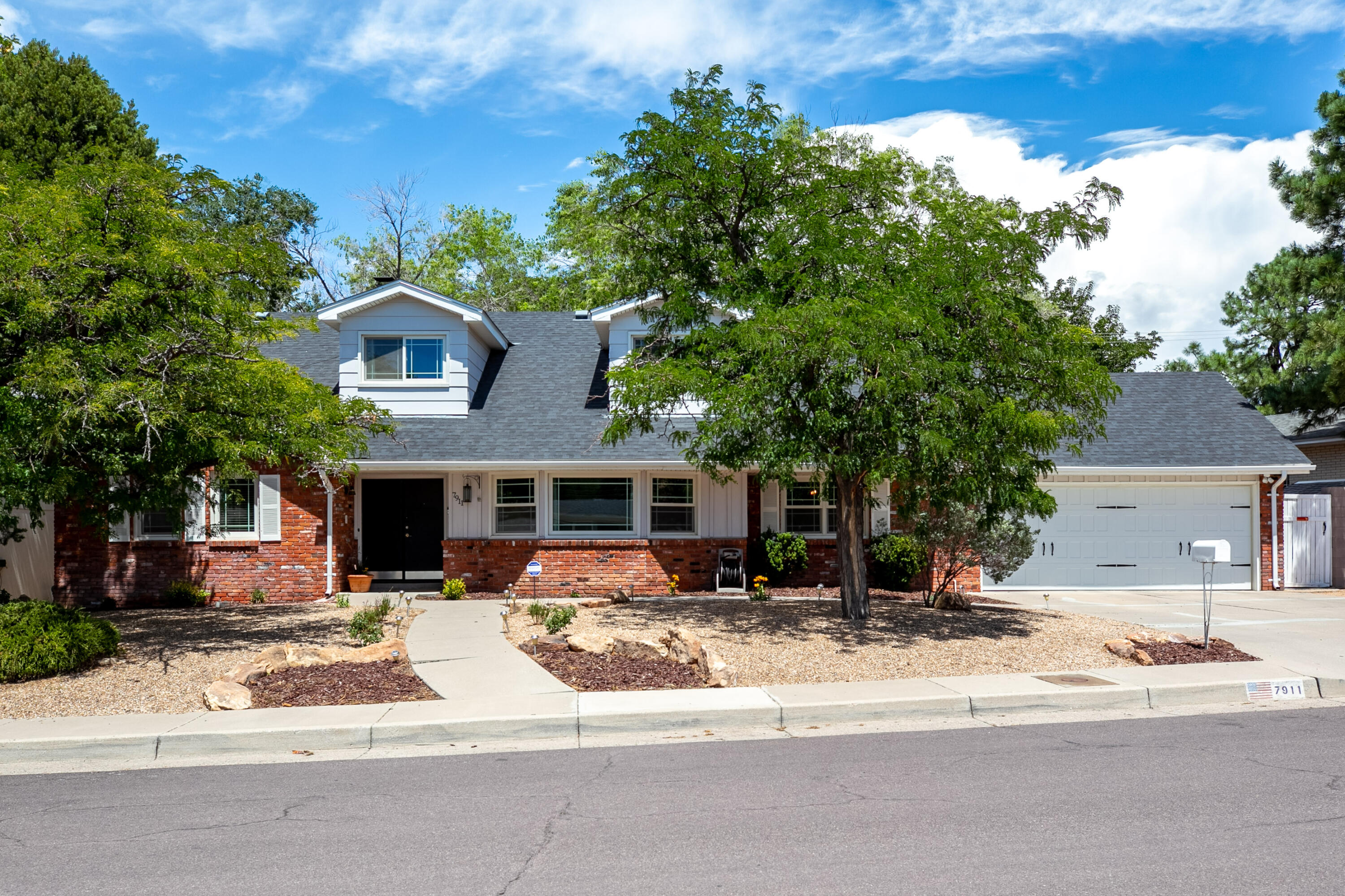7911 Palo Duro Avenue NE