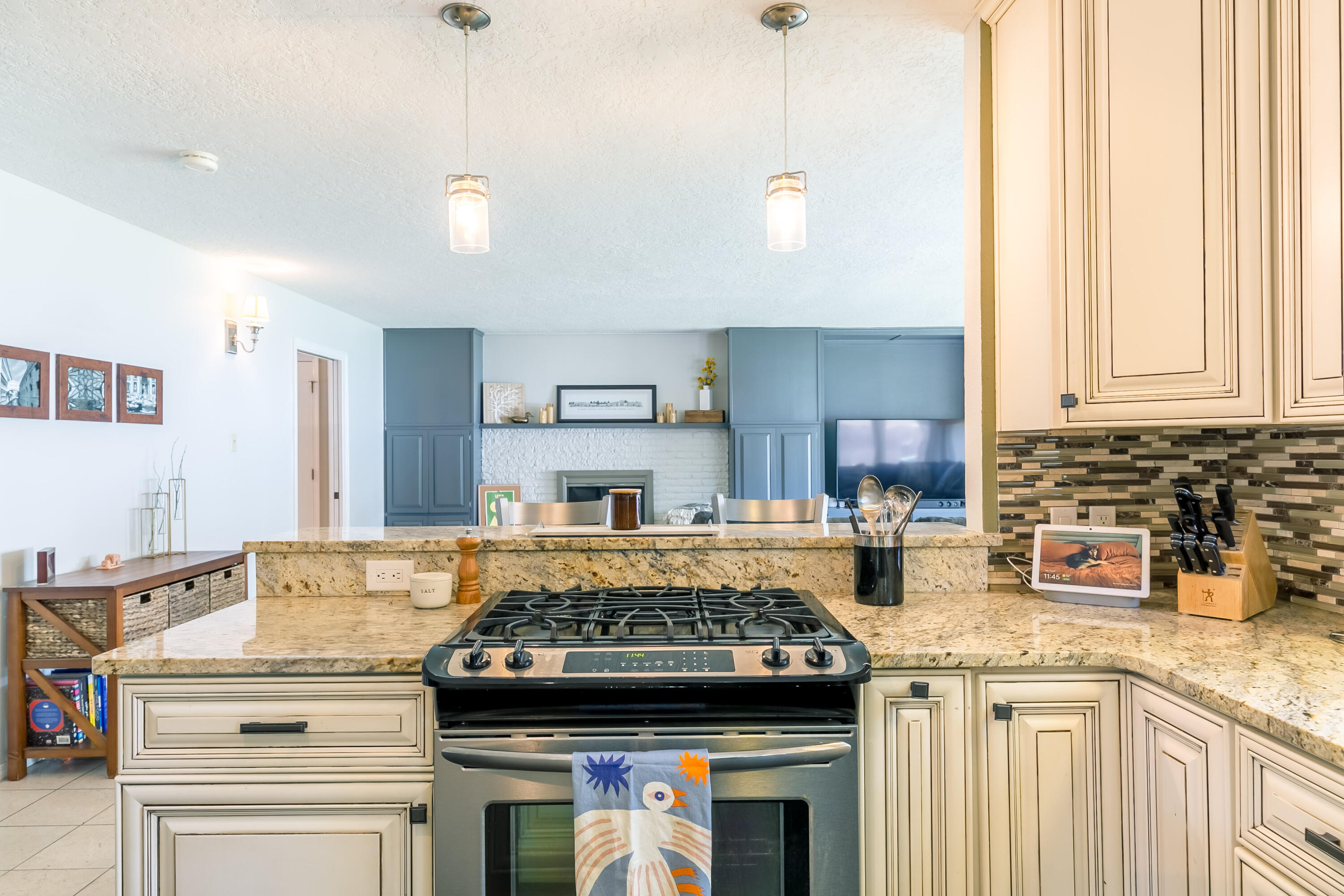 7911 Palo Duro Avenue NE